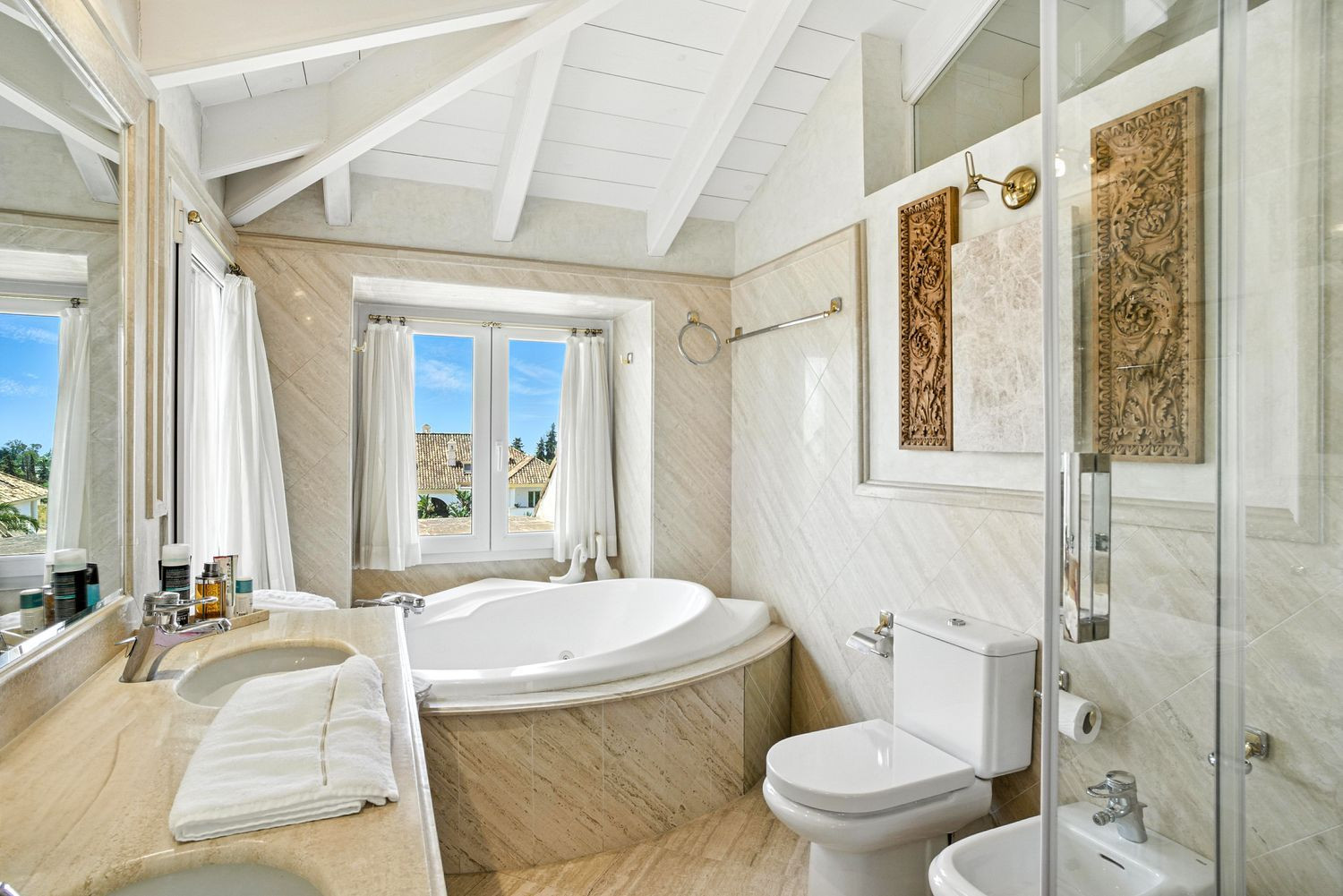 Duplex Penthouse with Sea Views · Photo 17