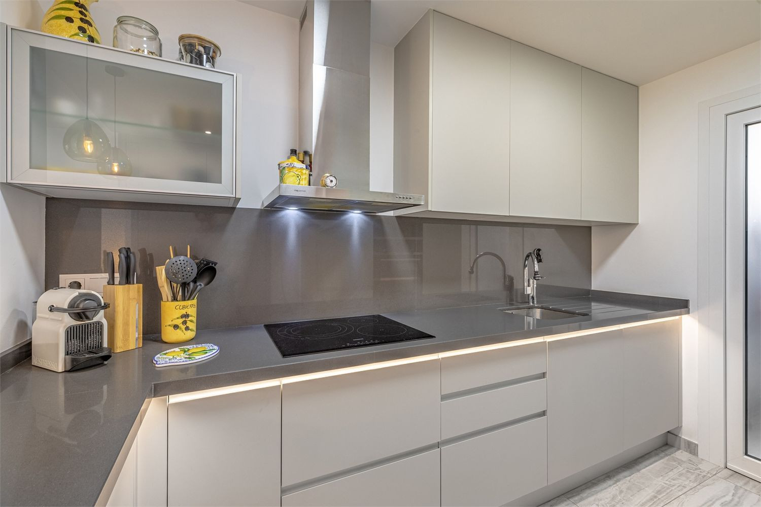 Nowoczesny Penthouse Blisko Plaży · Zdjęcie 14