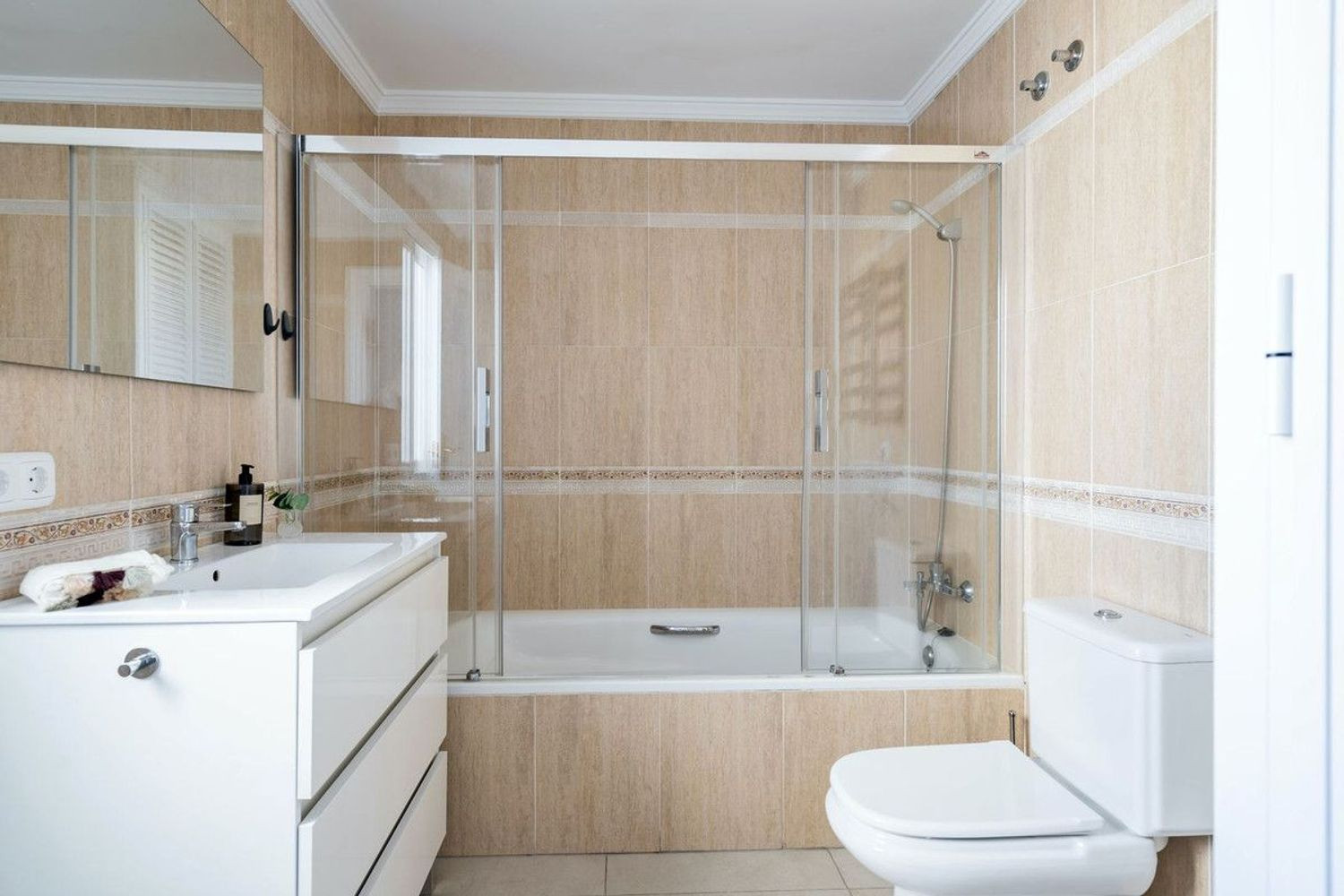 Odnowiony Penthouse z Widokiem na Morze · Zdjęcie 16