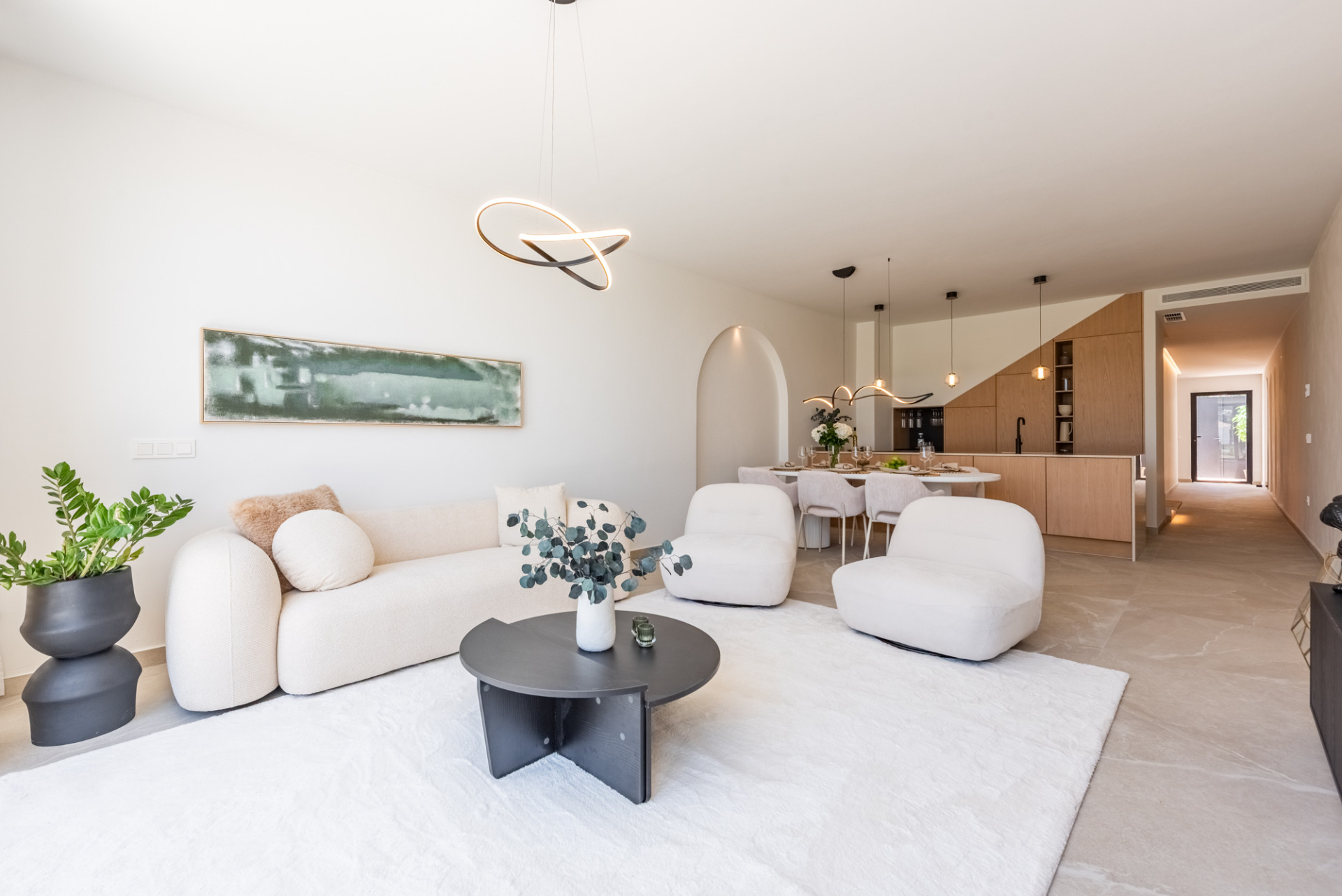 Refurbished 4-bedroom townhouse · Photo 9
