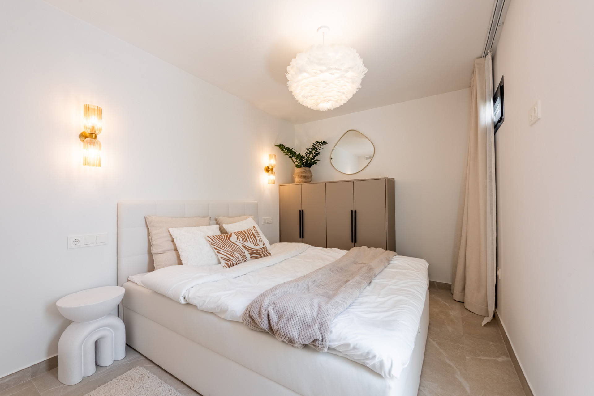 Refurbished 4-bedroom townhouse · Photo 21