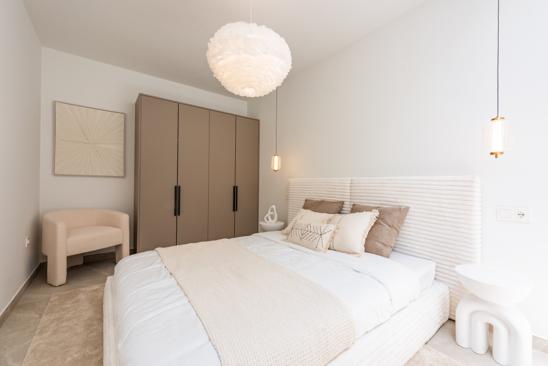 Refurbished 4-bedroom townhouse · Photo 22
