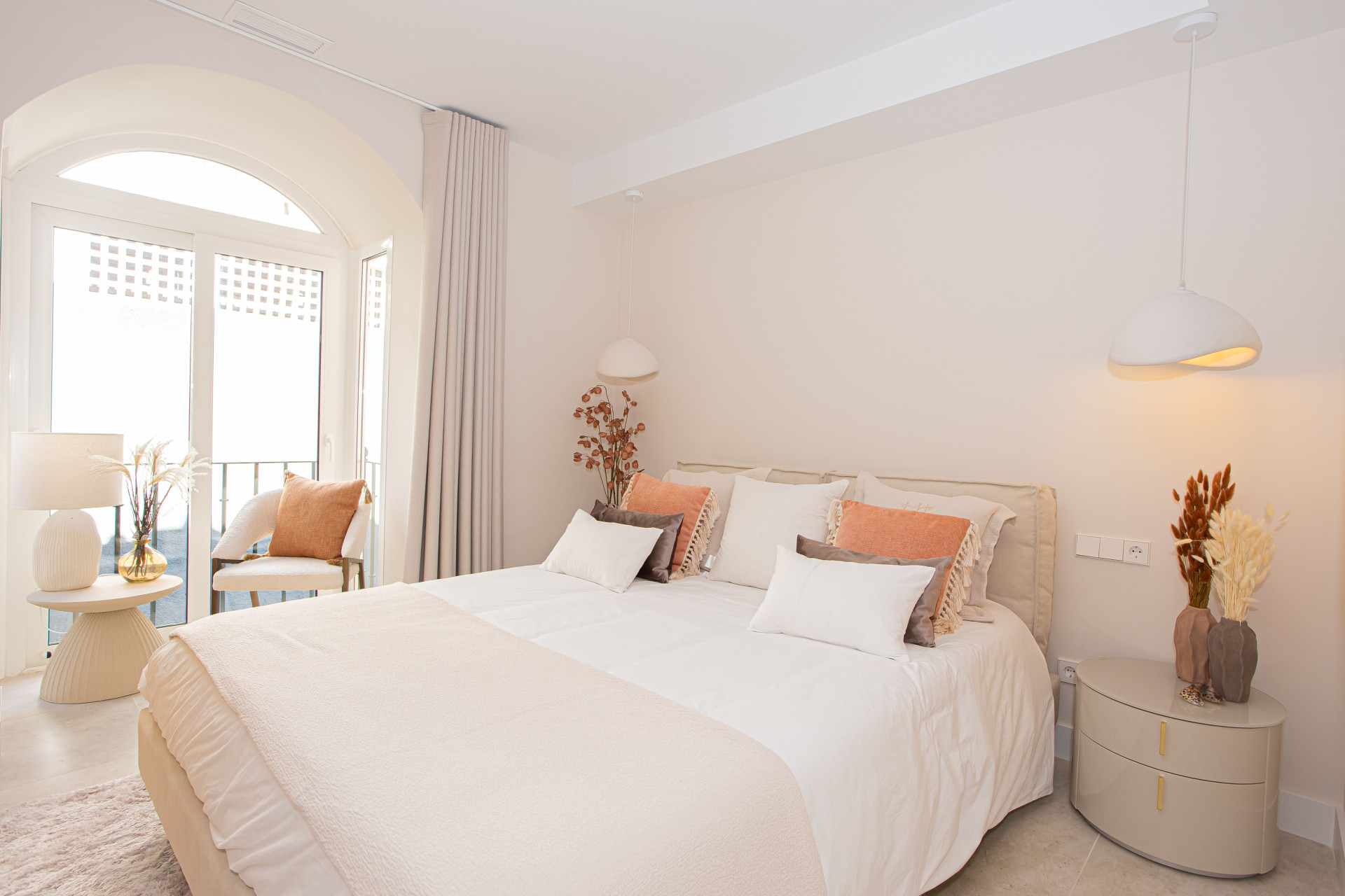 Aloha Garden — Fully Renovated 4-Bedroom Duplex Penthouse · Photo 15