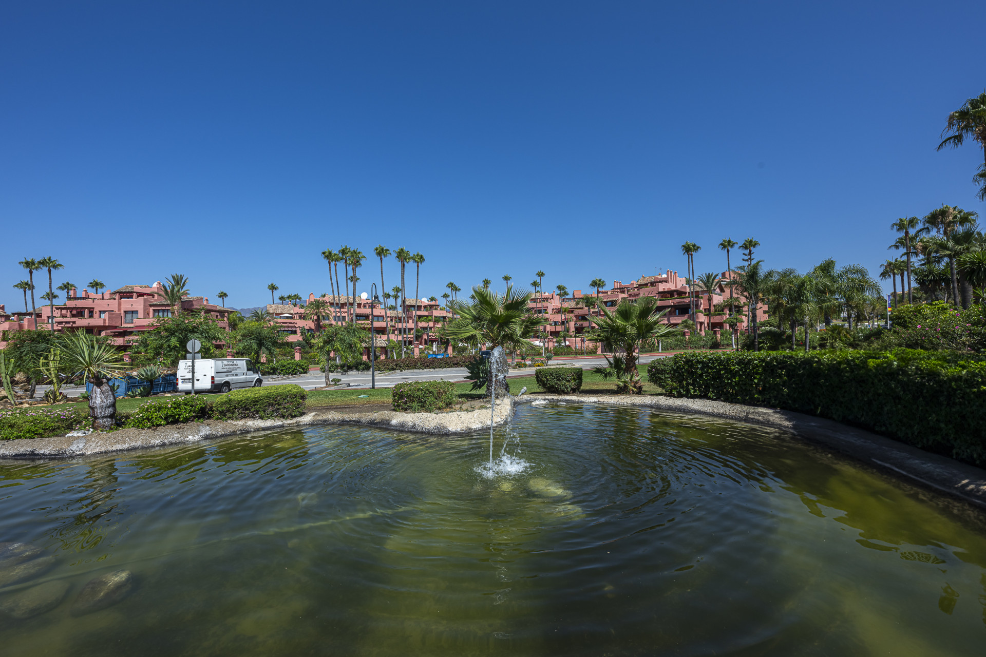 GROUND FLOOR APARTMENT - LUXURY - ESTEPONA · Photo 21