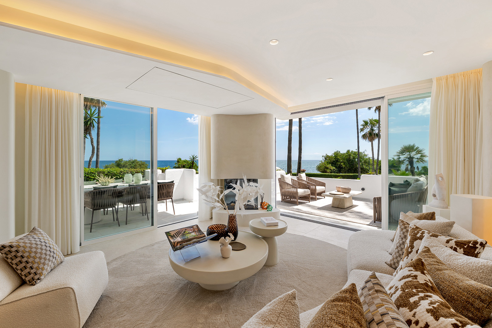 GROUND FLOOR APARTMENT IN ESTEPONA - LUXURY · Photo 22