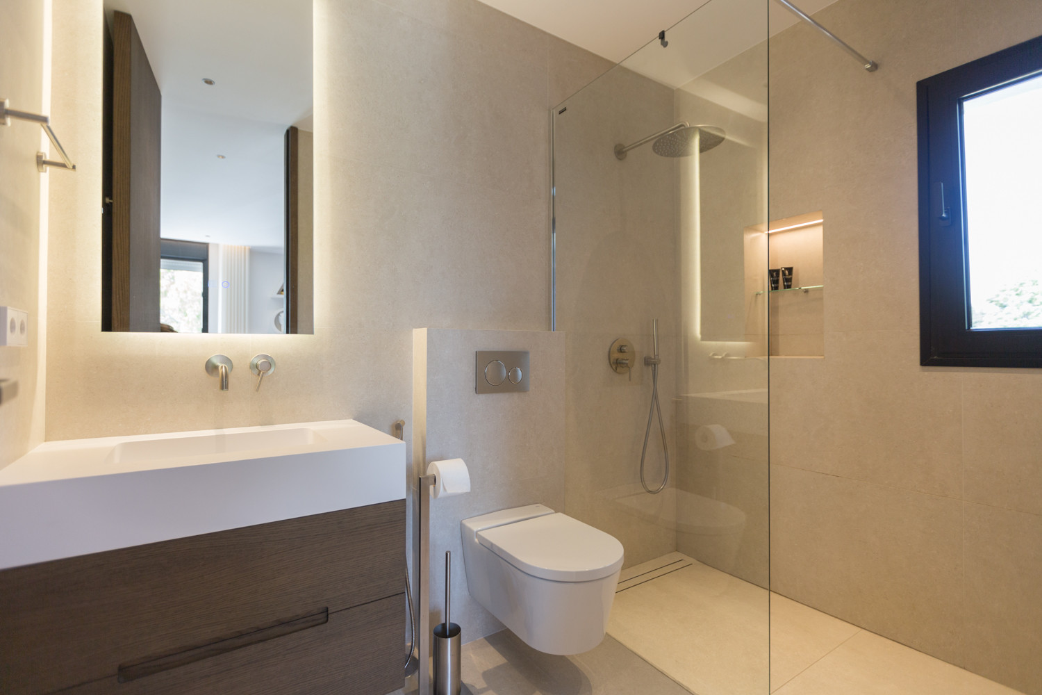 Duplex fully renovated on second line beach in Puerto Banus · Photo 33