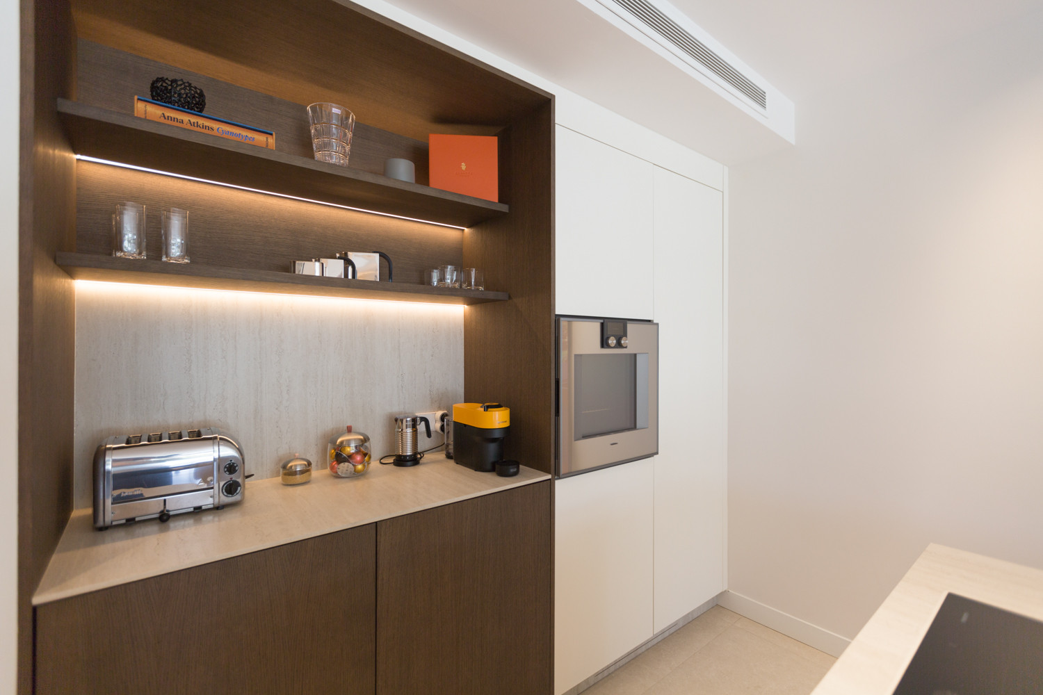 Duplex fully renovated on second line beach in Puerto Banus · Photo 11