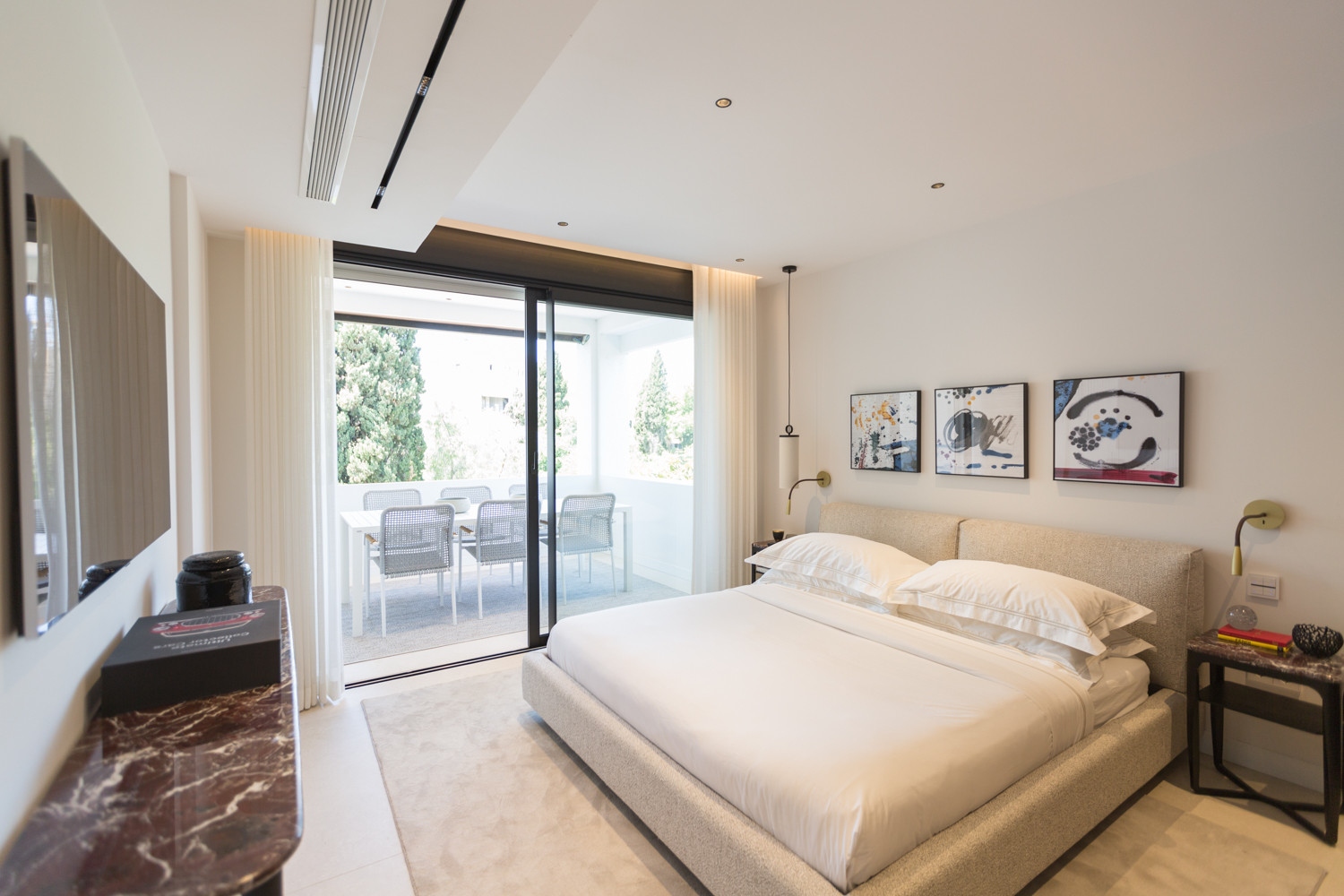 Duplex fully renovated on second line beach in Puerto Banus · Photo 21