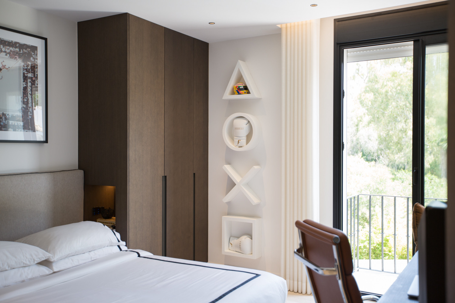 Duplex fully renovated on second line beach in Puerto Banus · Photo 36