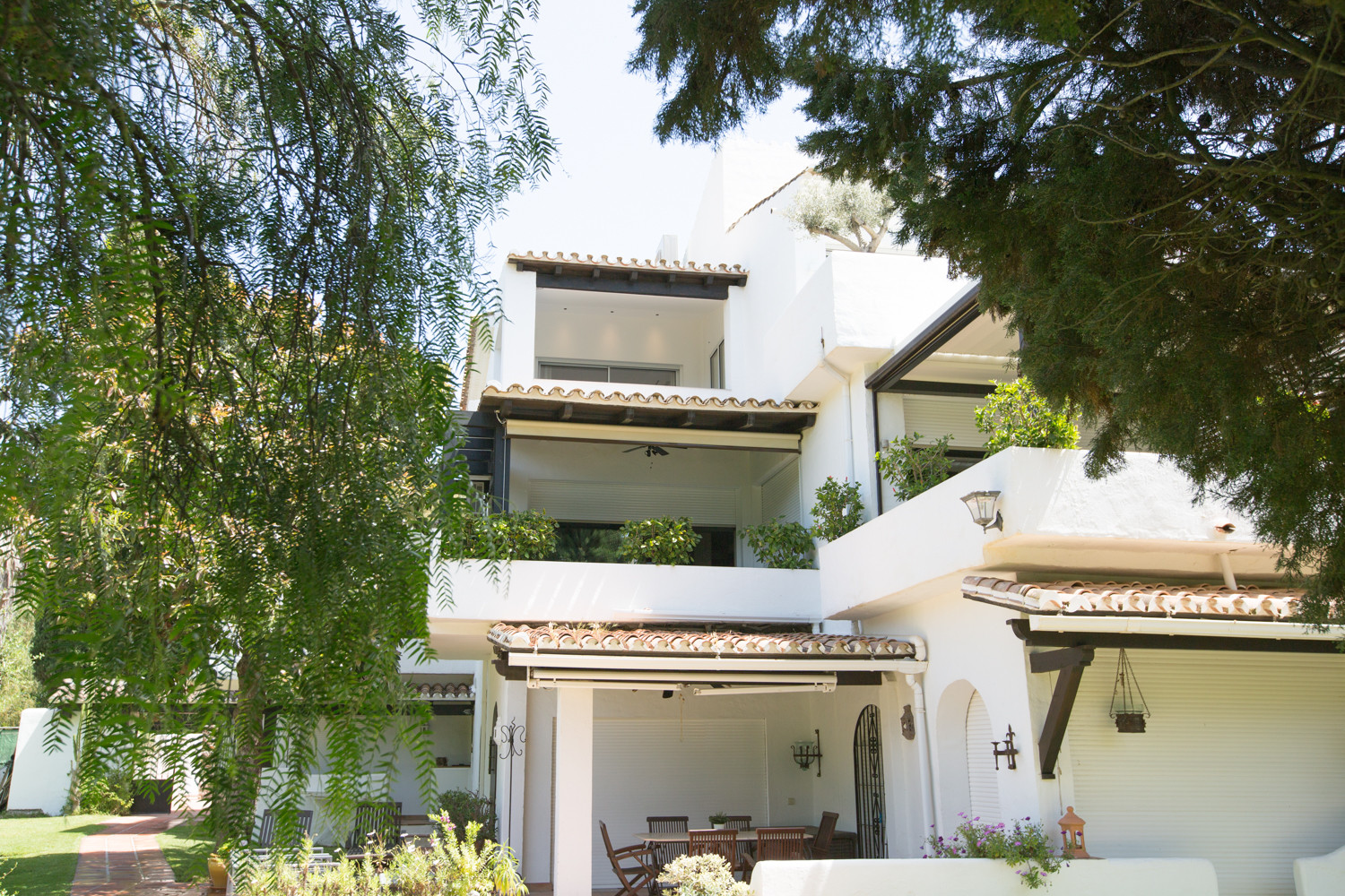 Duplex fully renovated on second line beach in Puerto Banus · Photo 55