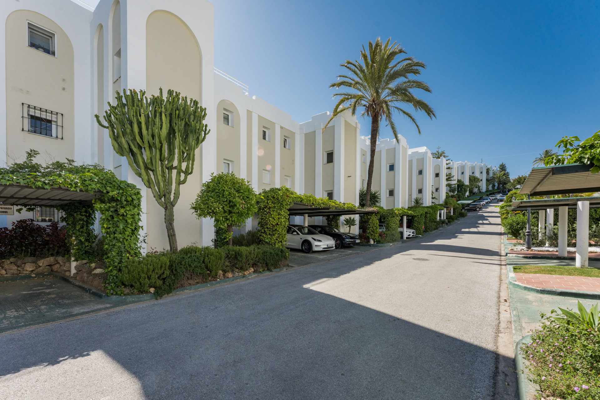 Zrekonstruovaný apartmán v přízemí s výhledem na golf v Terrazas de La Quinta · Fotografie 27