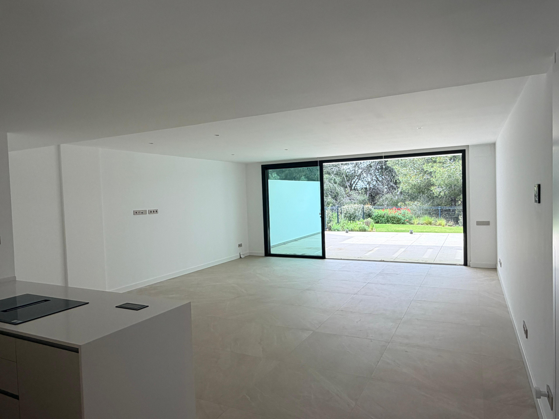 Brand-new property. Golf Views. Experience the perfect balance of privacy, light and lifestyle in Marbella · Photo 26