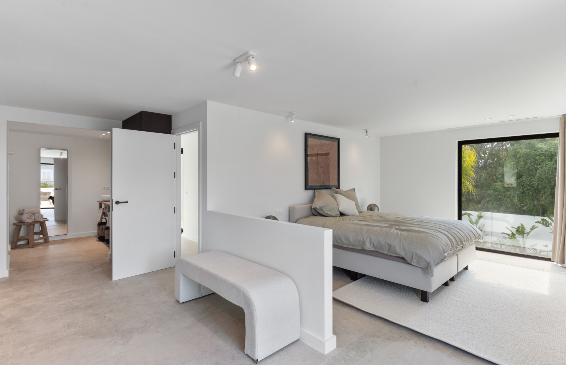 Contemporary Elegance Steps from the Sea in Guadalmina Casasola, Marbella · Photo 25