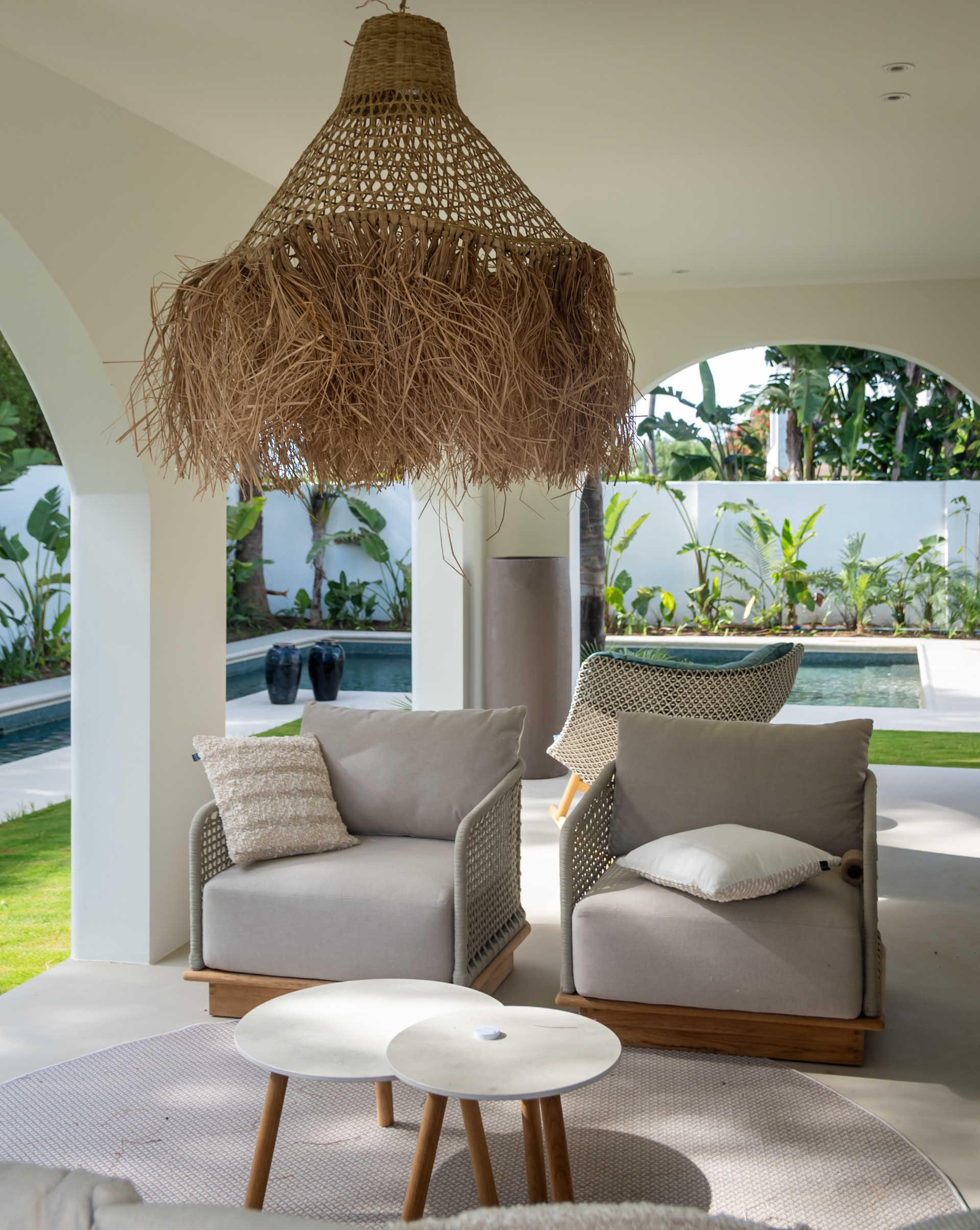 Contemporary Elegance Steps from the Sea in Guadalmina Casasola, Marbella · Photo 39
