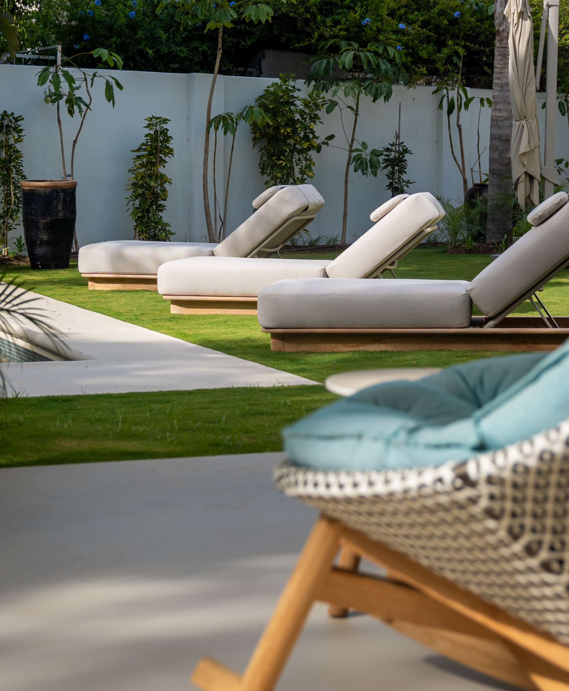 Contemporary Elegance Steps from the Sea in Guadalmina Casasola, Marbella · Photo 38