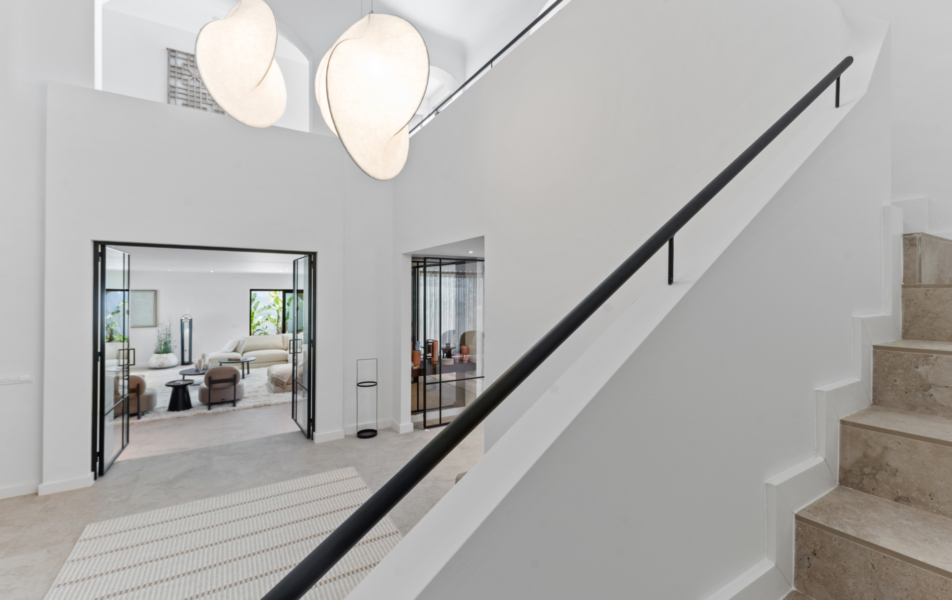 Contemporary Elegance Steps from the Sea in Guadalmina Casasola, Marbella · Photo 33