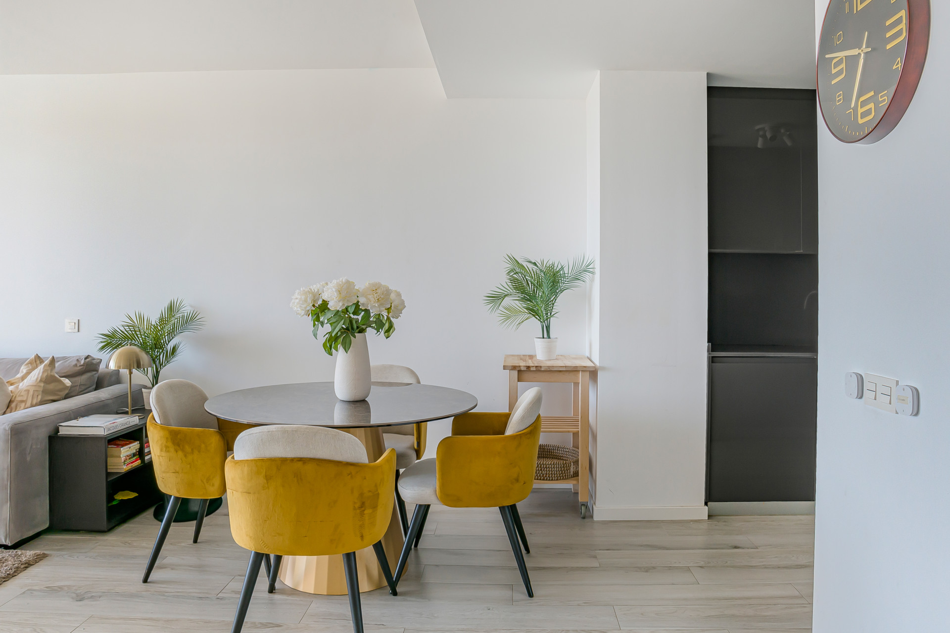 Modern 3-Bed Apartment in Oceana Views, Cancelada · Photo 15