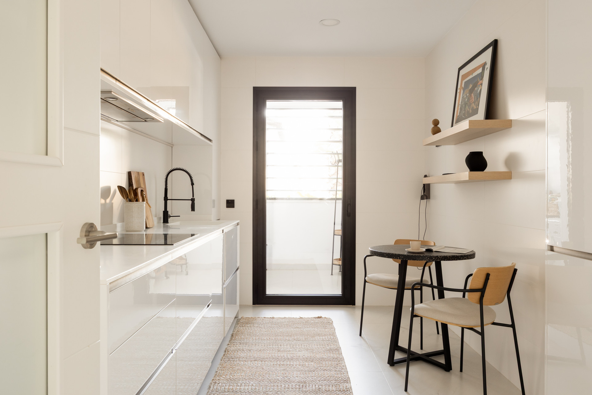 Elegant Designer Apartment for Sale in Mirador de Estepona Hills with Rental License · Photo 9