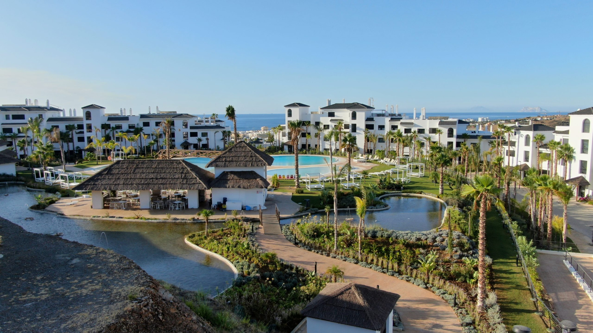 Elegant Designer Apartment for Sale in Mirador de Estepona Hills with Rental License · Photo 28
