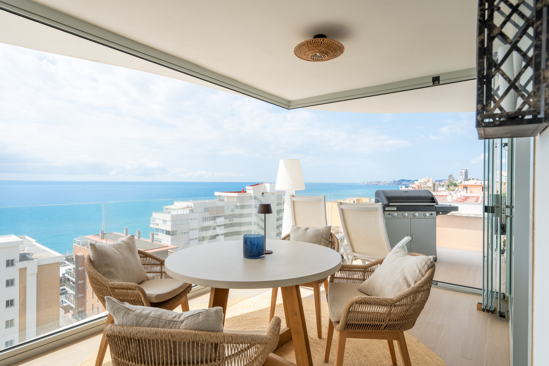 Spacious, modern and fully furnished corner apartment in Wave Collection · Photo 10