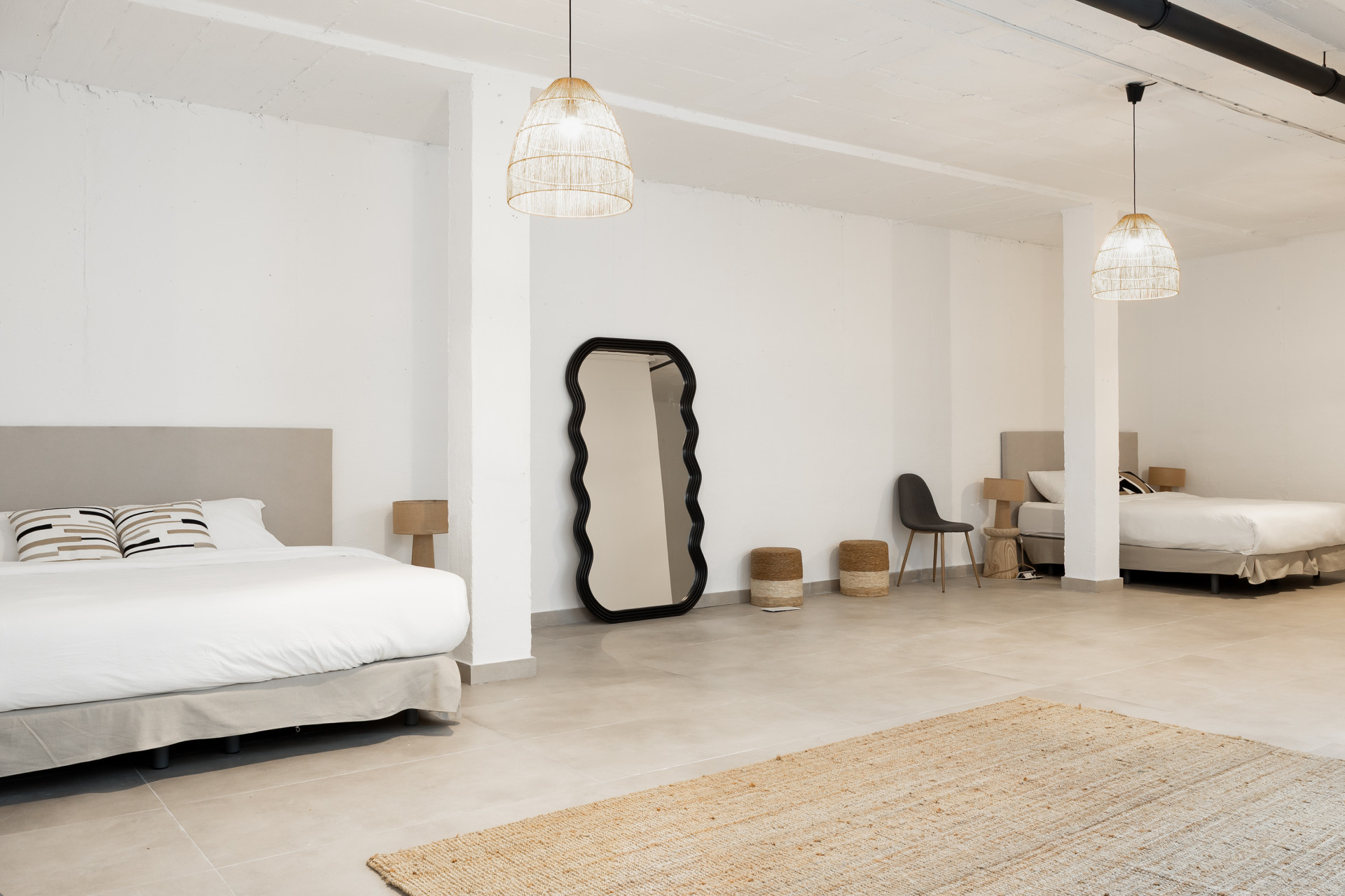 Villa offers a compelling combination of design, functionality, and value, just minutes from Estepona and the beach · Photo 14