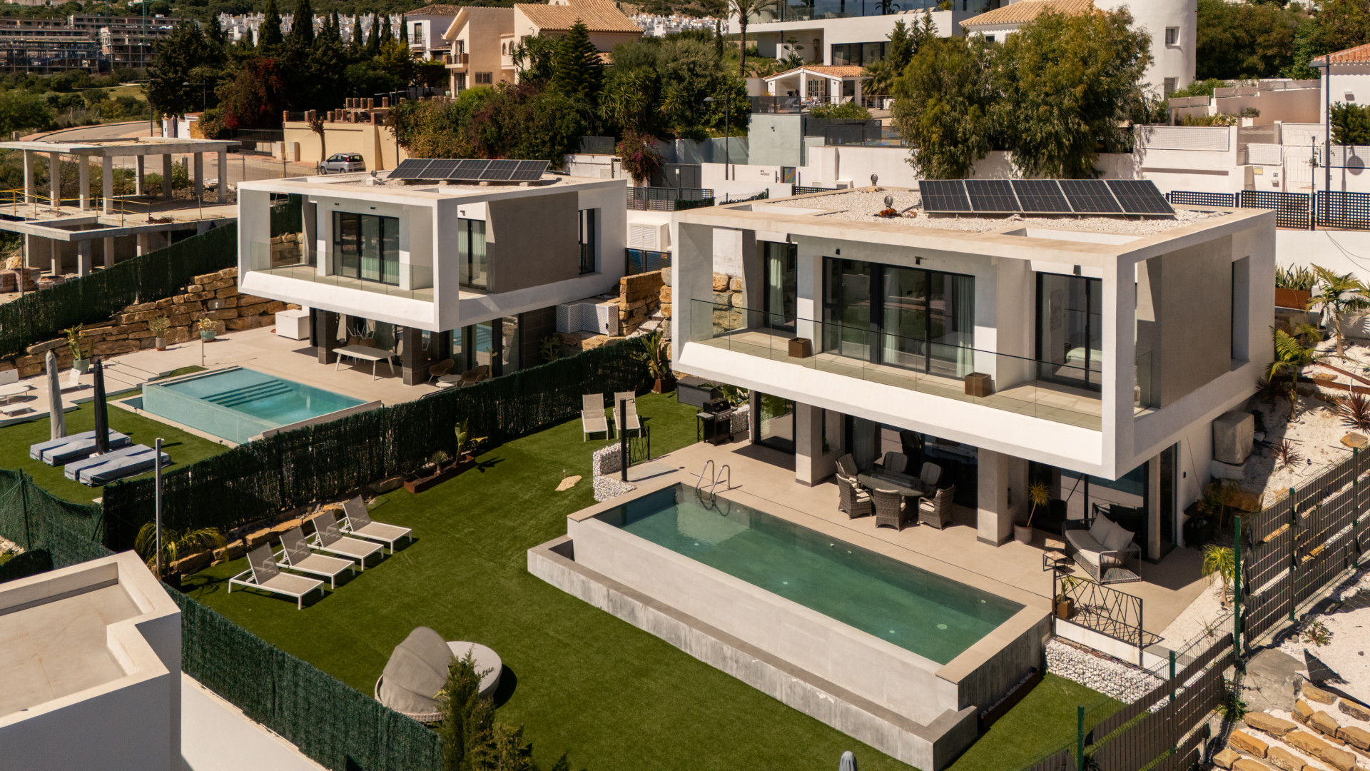 Villa offers a compelling combination of design, functionality, and value, just minutes from Estepona and the beach · Photo 22