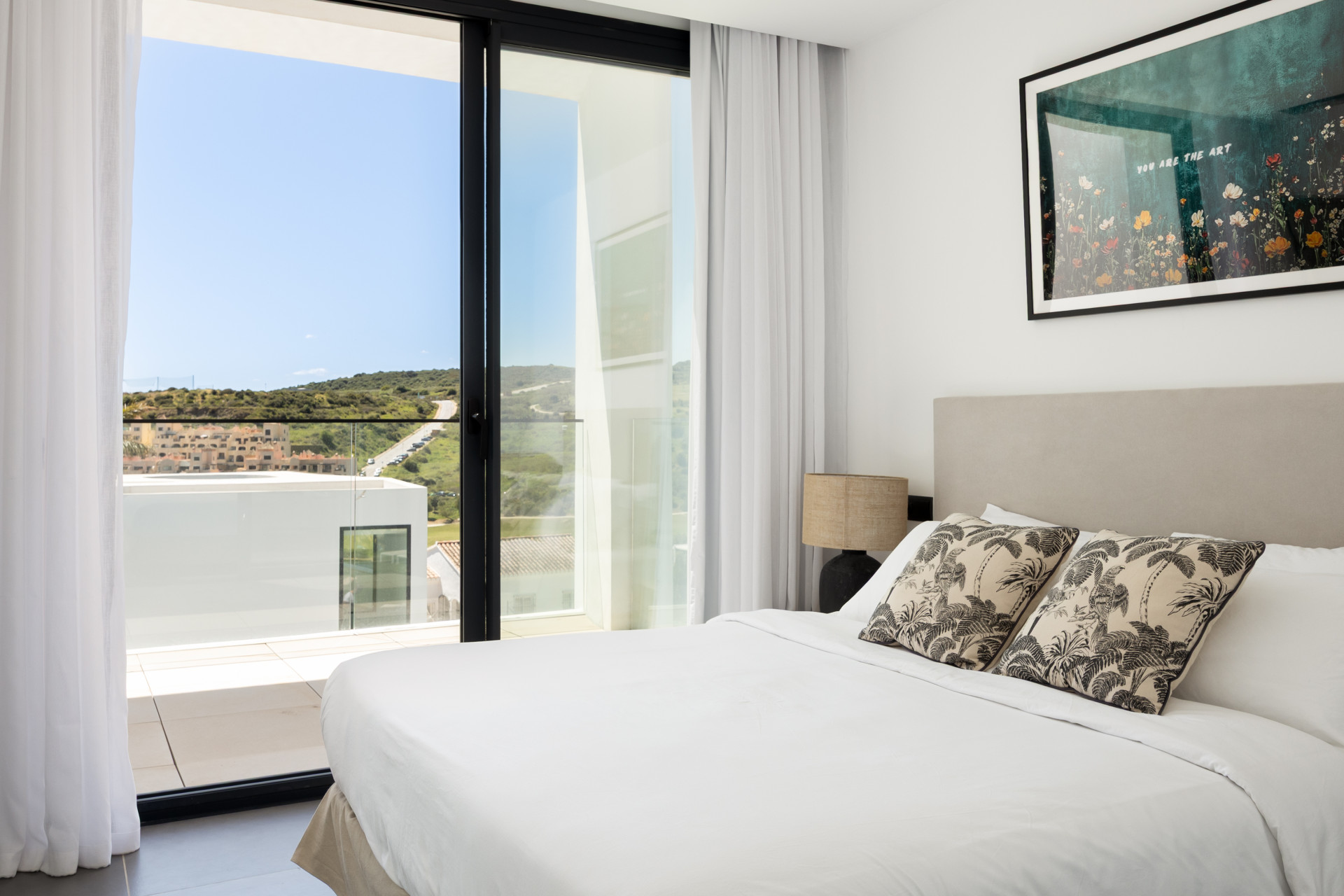 Villa offers a compelling combination of design, functionality, and value, just minutes from Estepona and the beach · Photo 9