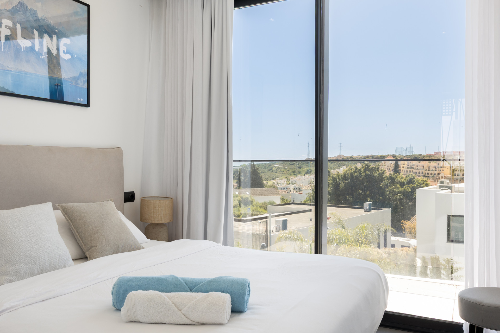 Villa offers a compelling combination of design, functionality, and value, just minutes from Estepona and the beach · Photo 13