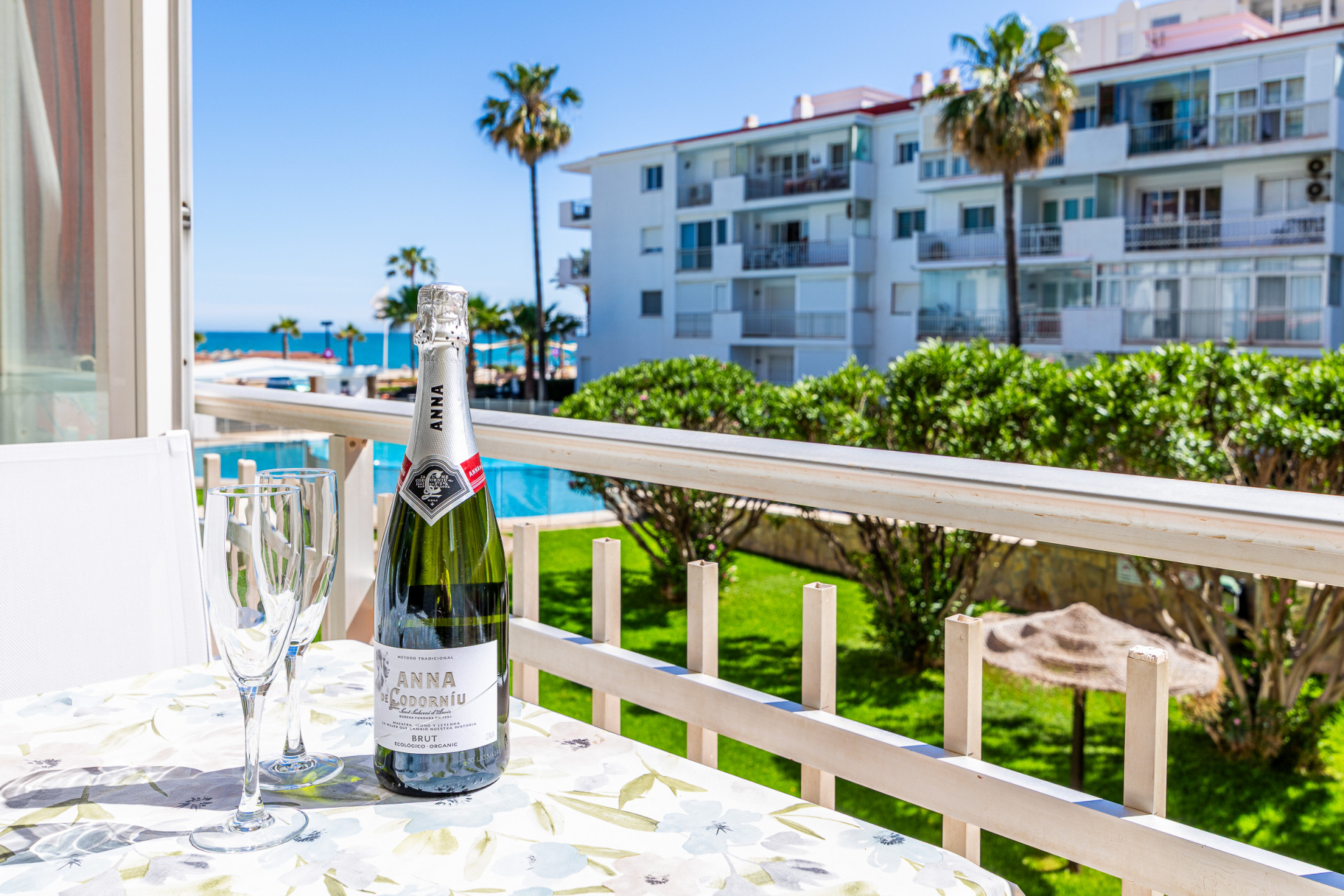 Front Line Beach Apartment- Fuengirola · Photo 11
