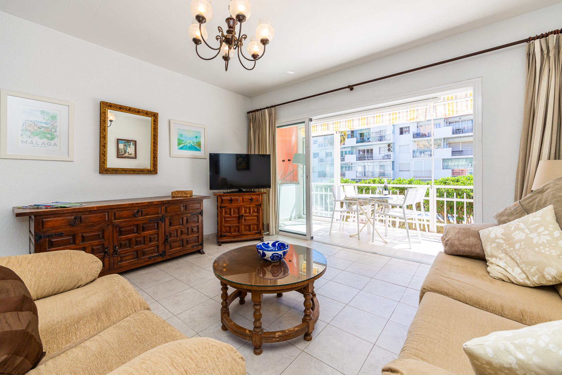 Front Line Beach Apartment- Fuengirola · Photo 13