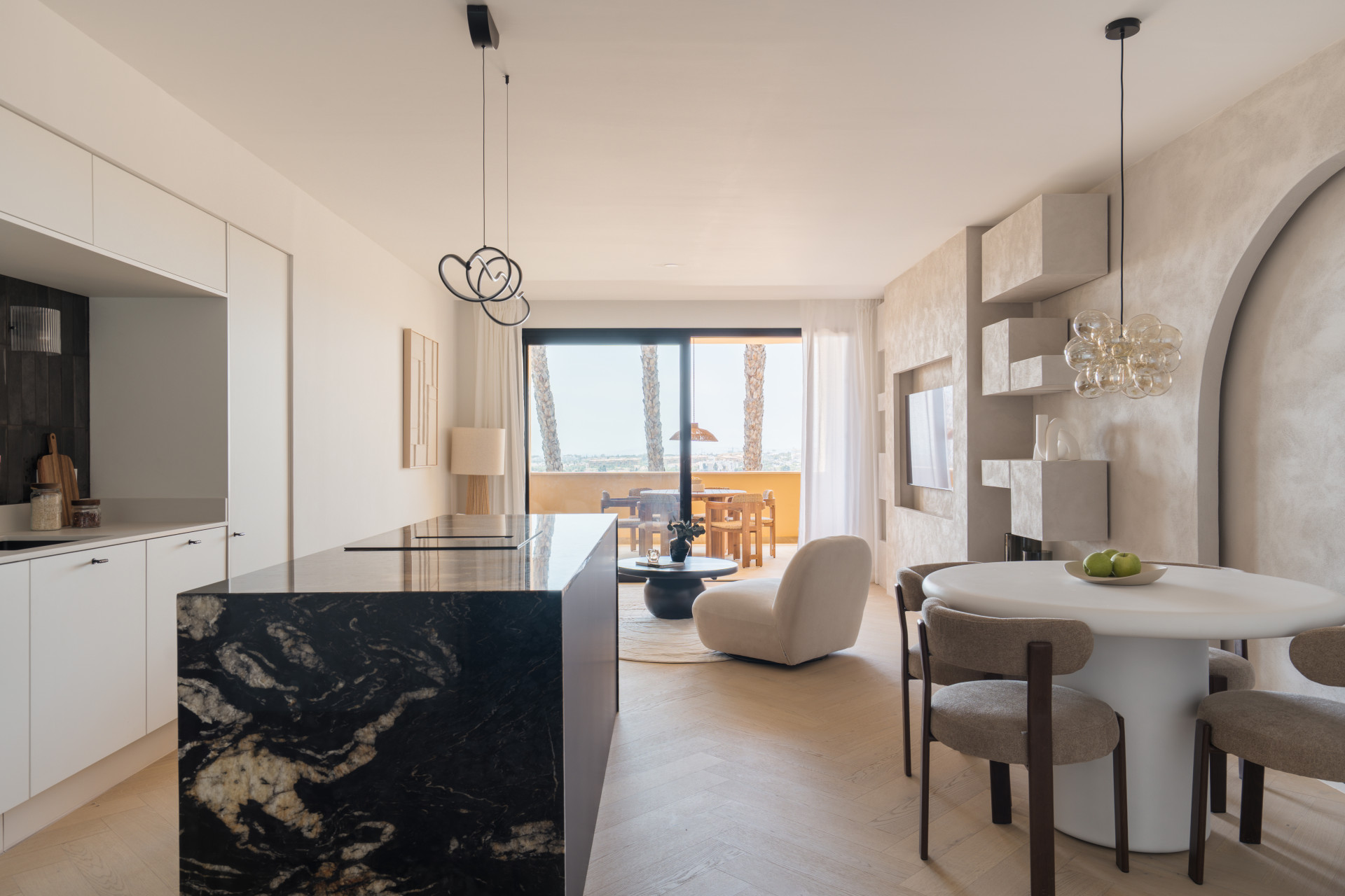 Stunning sea view apartment in Cumbres del Rodeo, Nueva Andalucia. · Photo 11