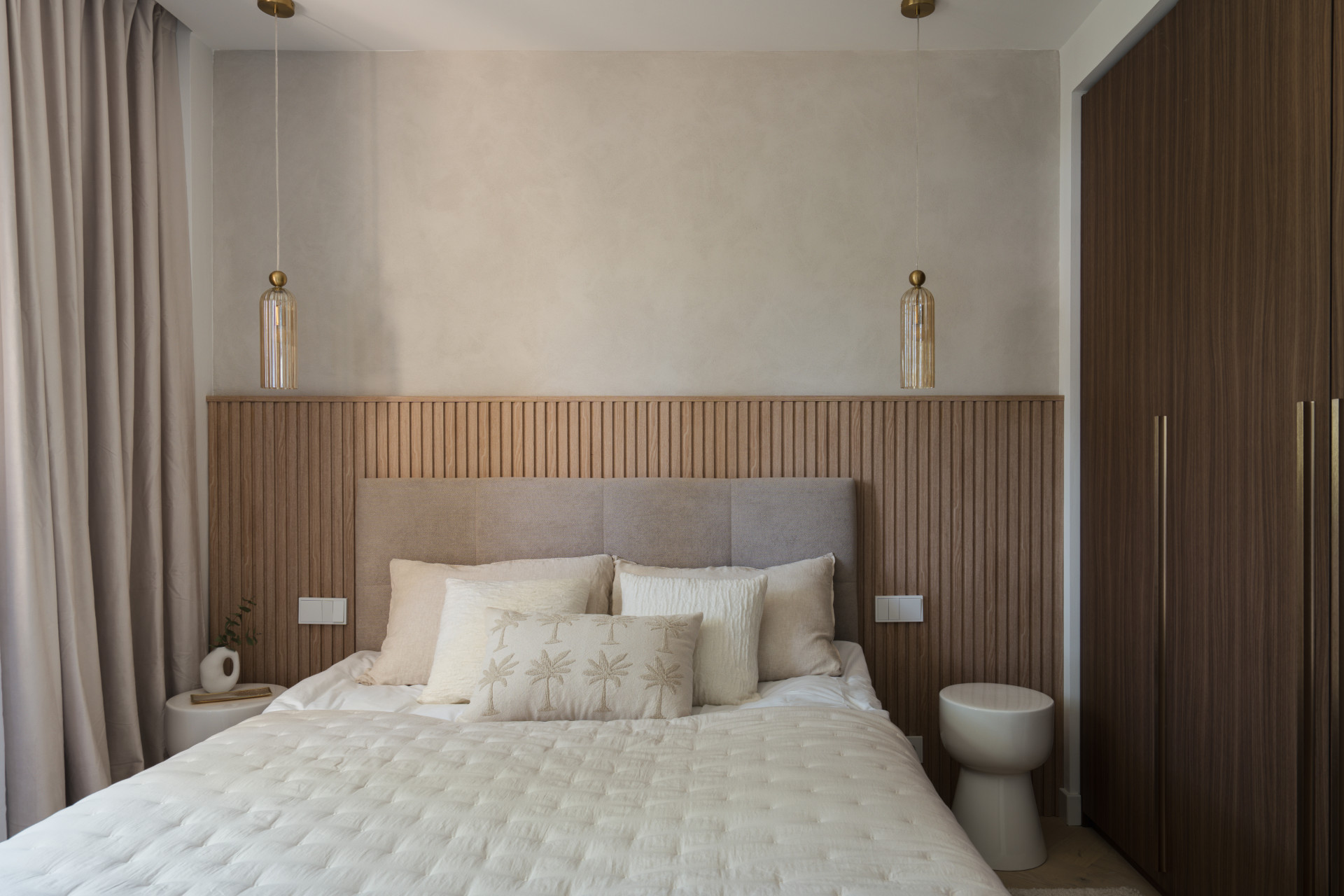 Stunning sea view apartment in Cumbres del Rodeo, Nueva Andalucia. · Photo 23