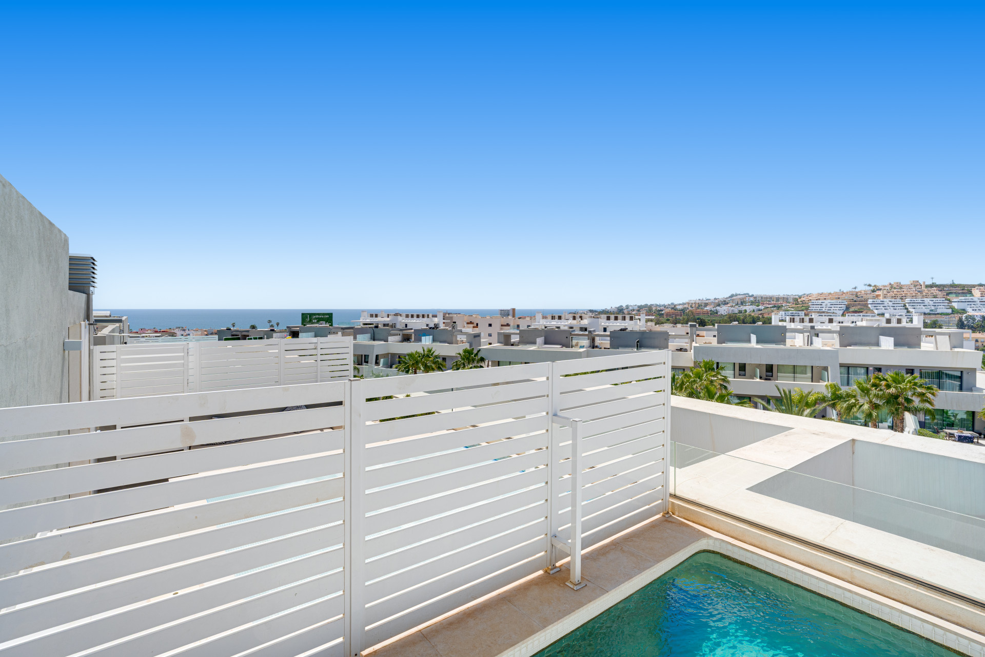Immaculate four-bedroom townhouse located in an exclusive community in La Cala de Mijas · Photo 15