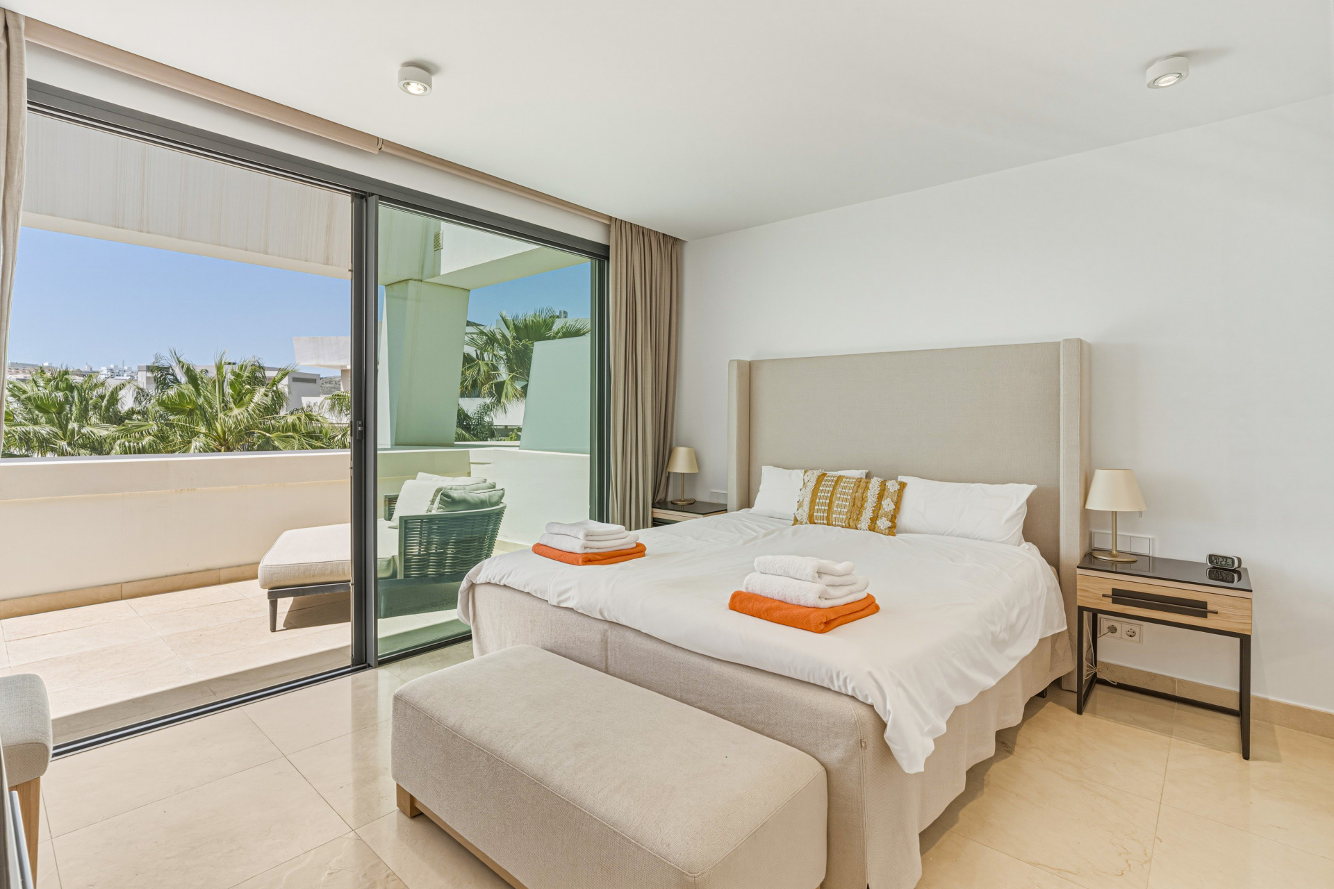 Immaculate four-bedroom townhouse located in an exclusive community in La Cala de Mijas · Photo 13