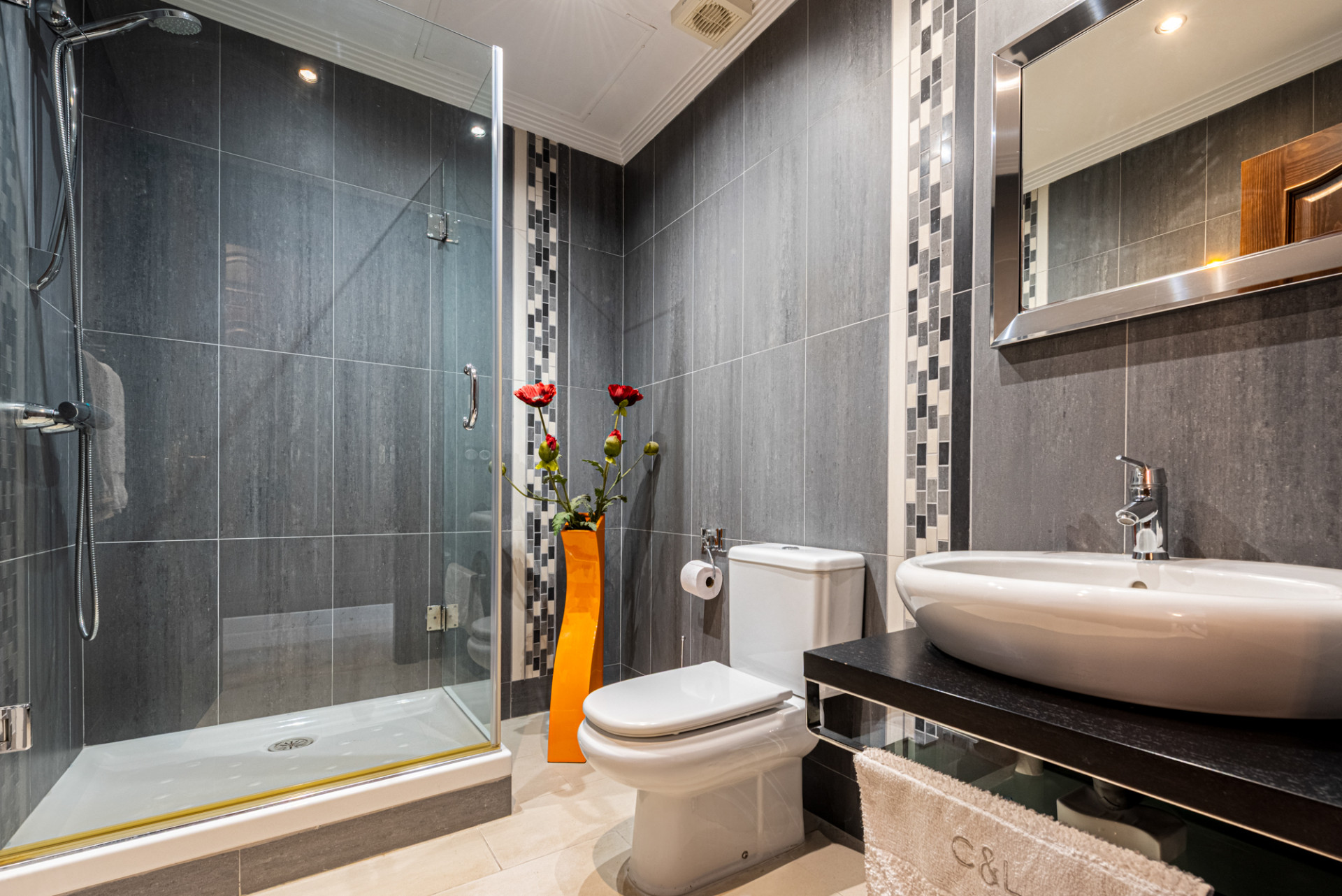 4-Bedroom Front Line Golf Villa in La Cala Golf Resort · Photo 17