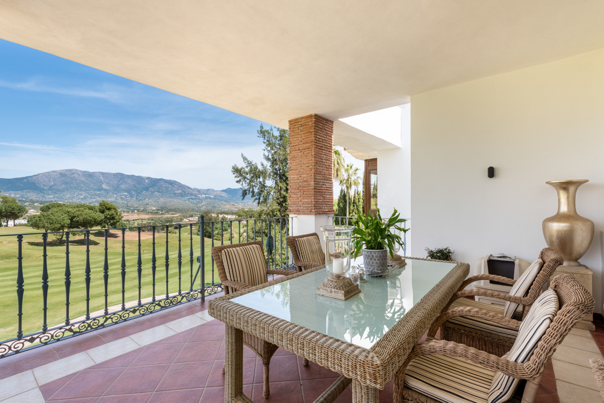 4-Bedroom Front Line Golf Villa in La Cala Golf Resort · Photo 28