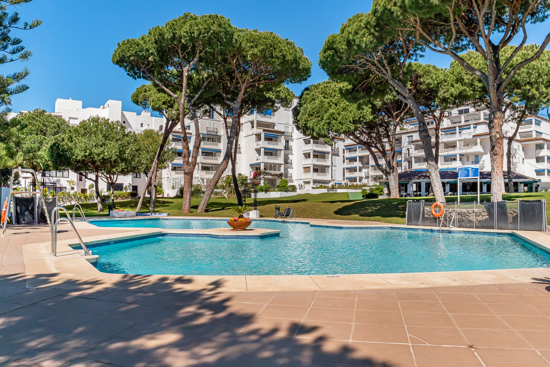 Fantastic apartment next to Puerto Banus · Photo 48