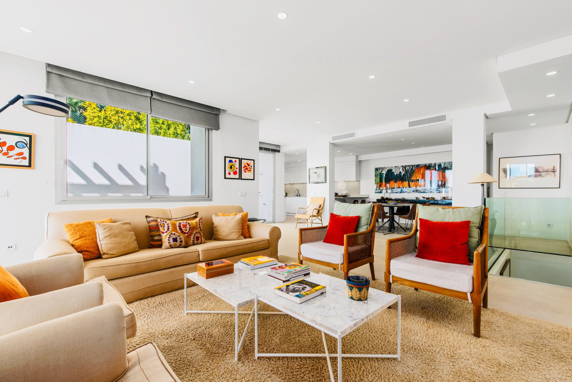 Exceptional 3-Bed Duplex with Private Garden and Panoramic Views · Photo 12