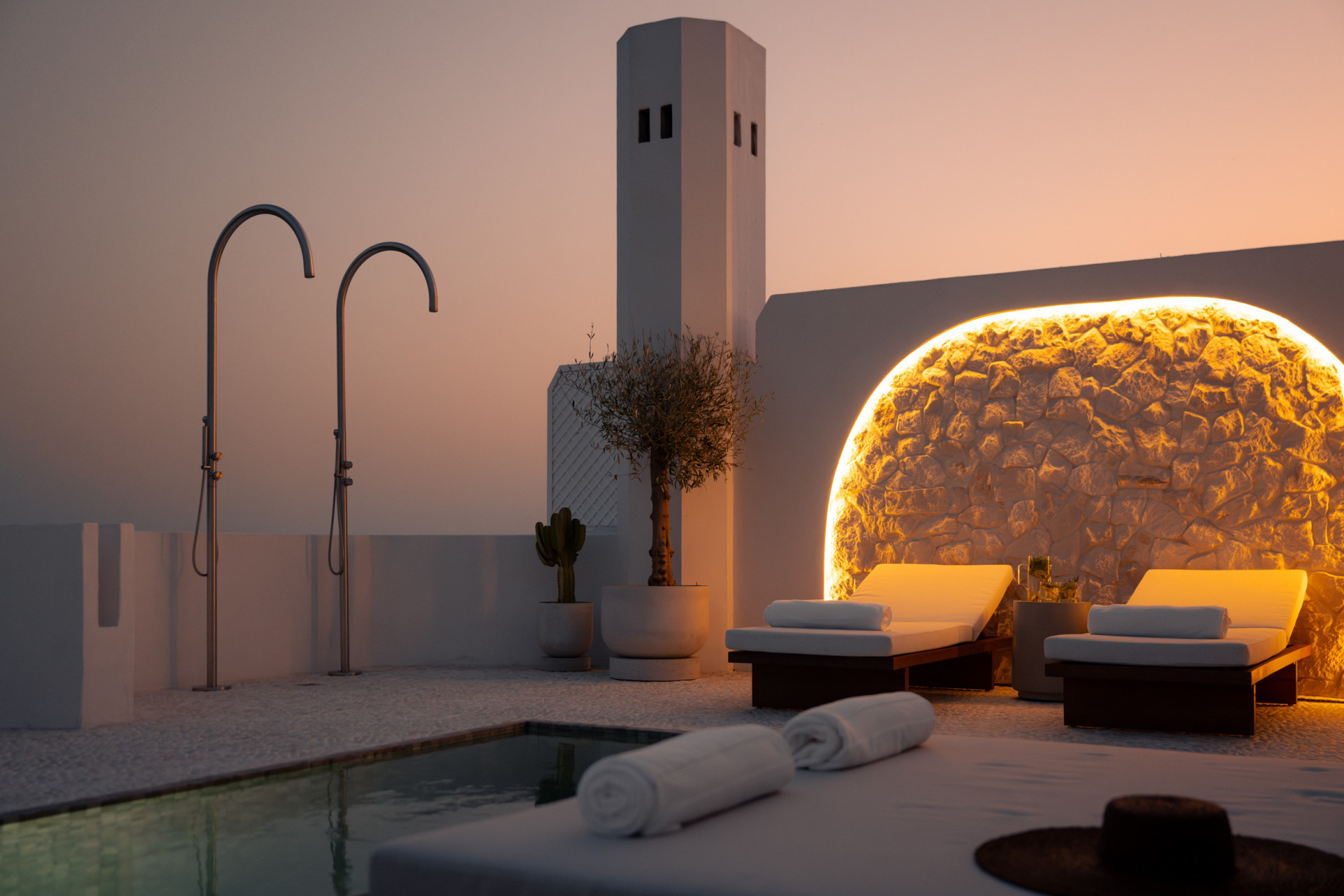 Zrekonstruovaný penthouse se třemi ložnicemi a infinity bazénem na Zlaté míli v Marbelle · Fotografie 9