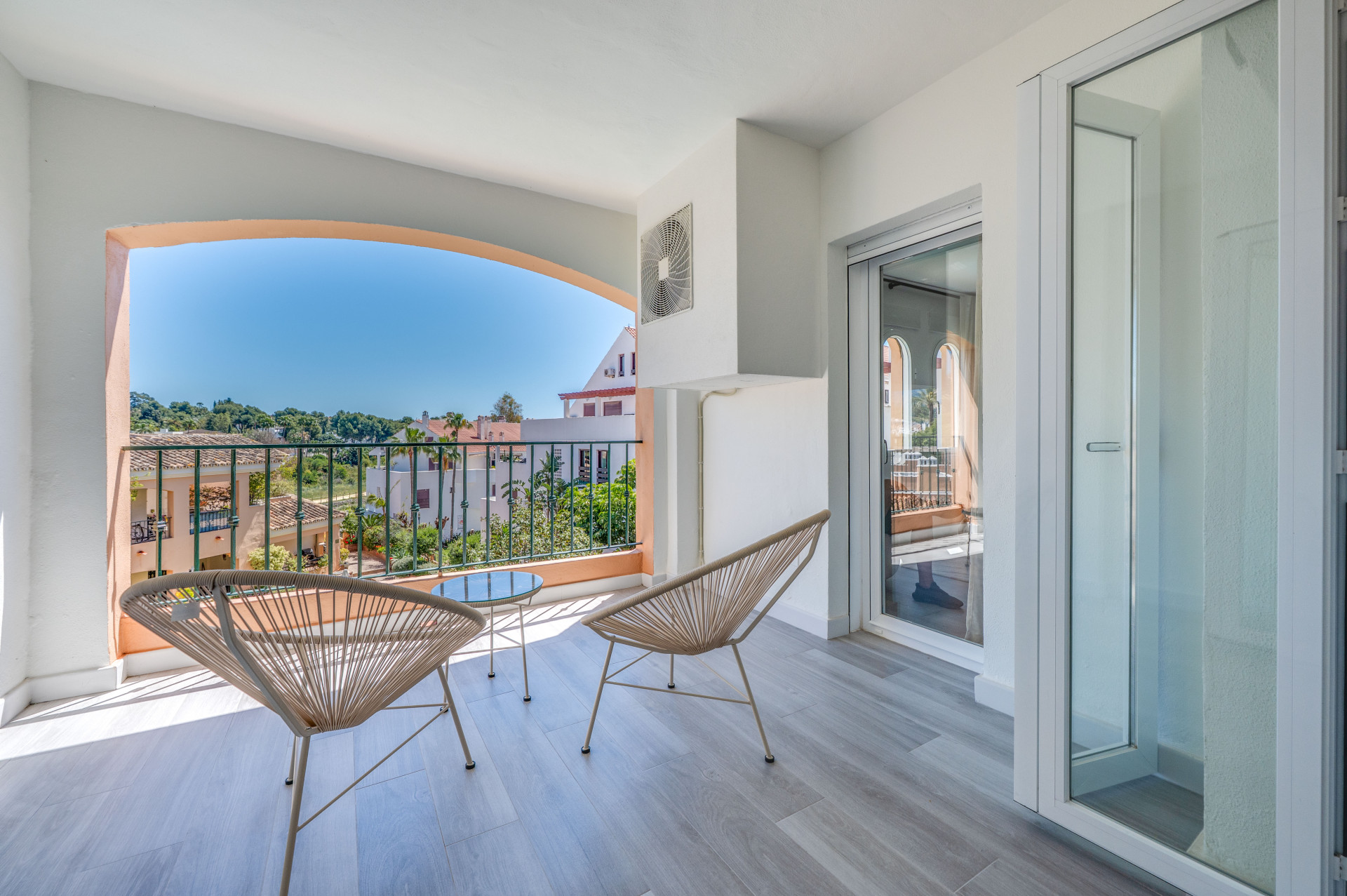 Walking distance to Puerto Banús modern 3-bedroom apartment with La Concha views · Photo 30