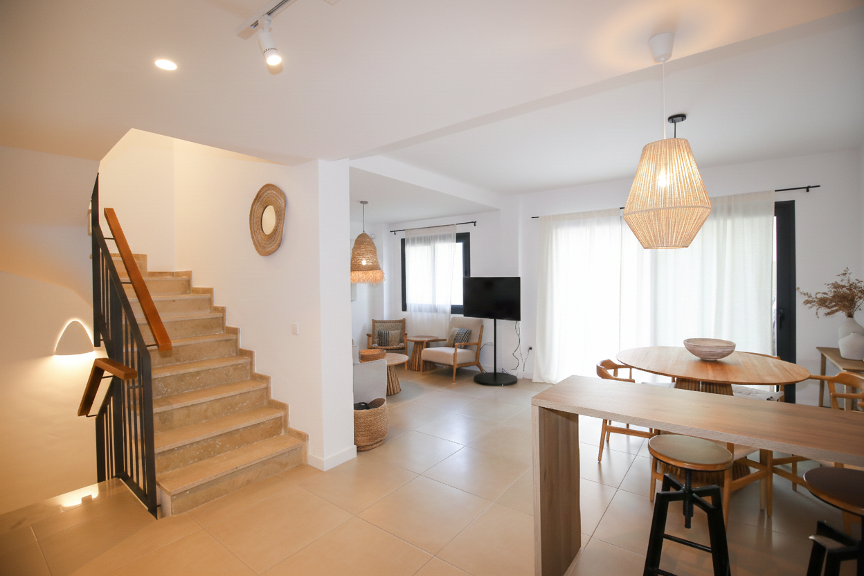 Elegant, three bedroom townhouse located in the gated community of Agra Residencial, Estepona · Photo 9