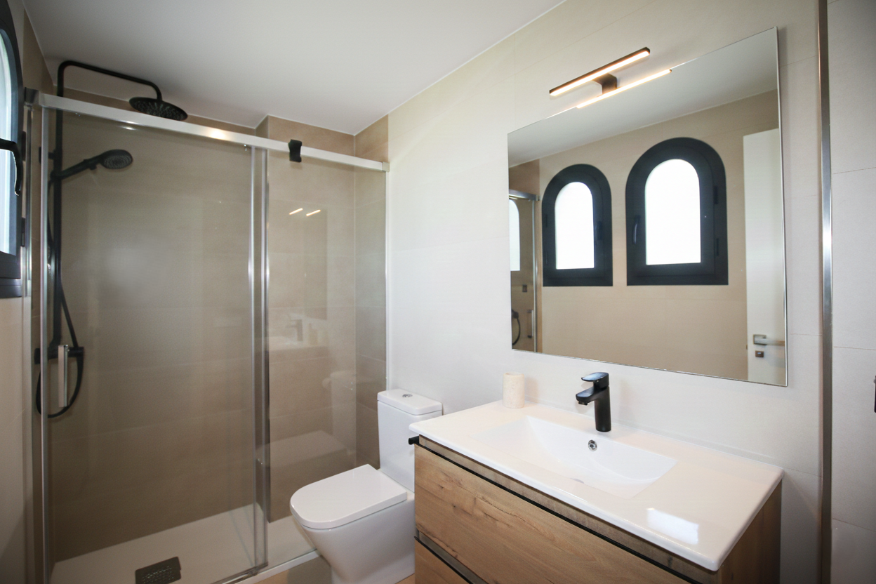 Elegant, three bedroom townhouse located in the gated community of Agra Residencial, Estepona · Photo 27