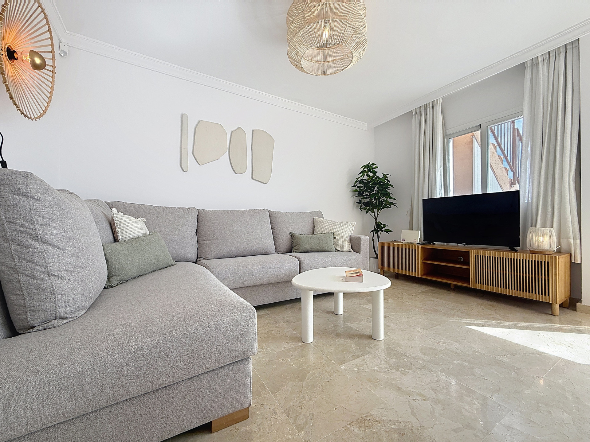 Penthouse with solarium, sea and golf views, Doña Julia (Casares) · Photo 11