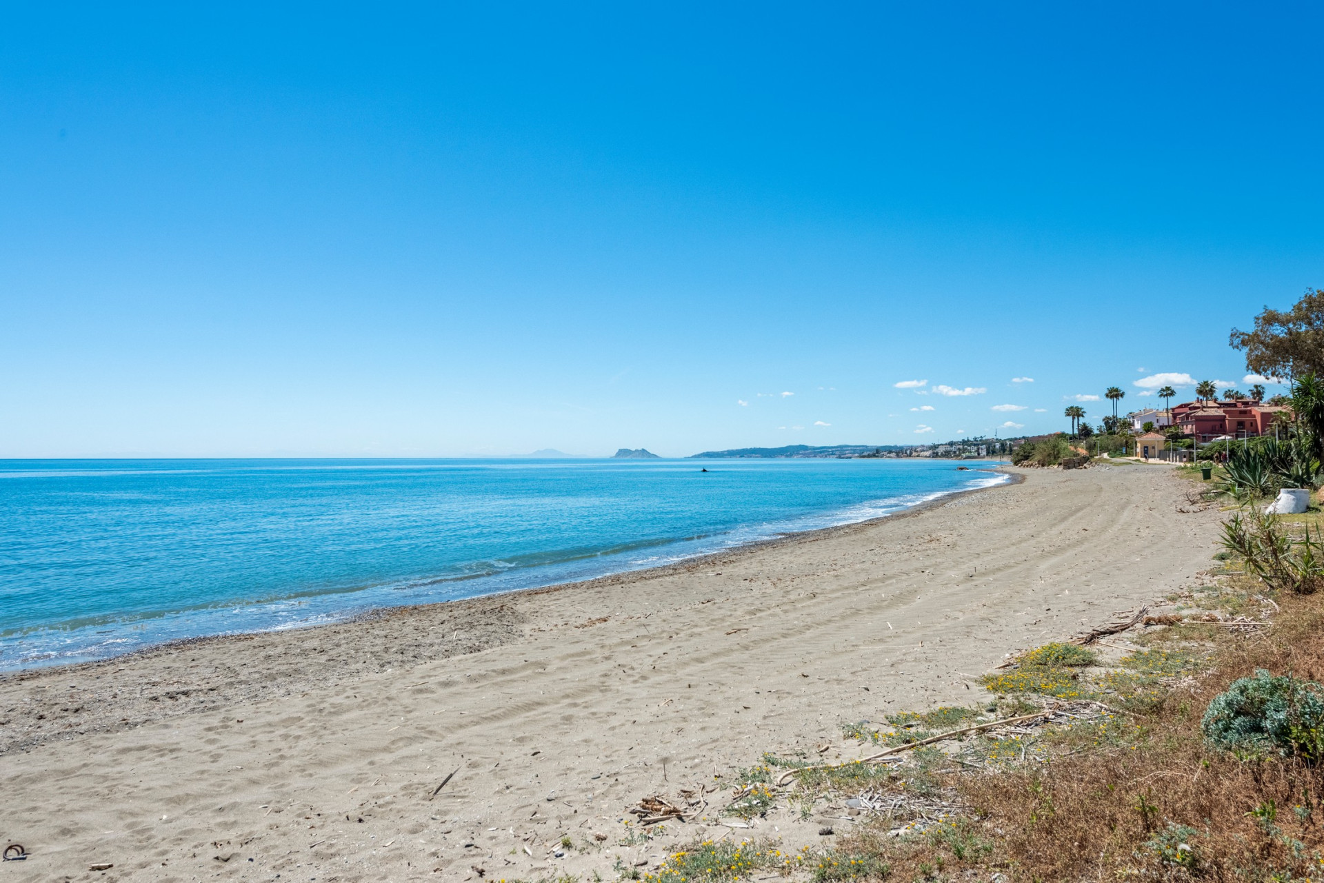 THE ISLAND, Estepona — Distinguished New-Build Residence with Sea & Mountain Views · Photo 30