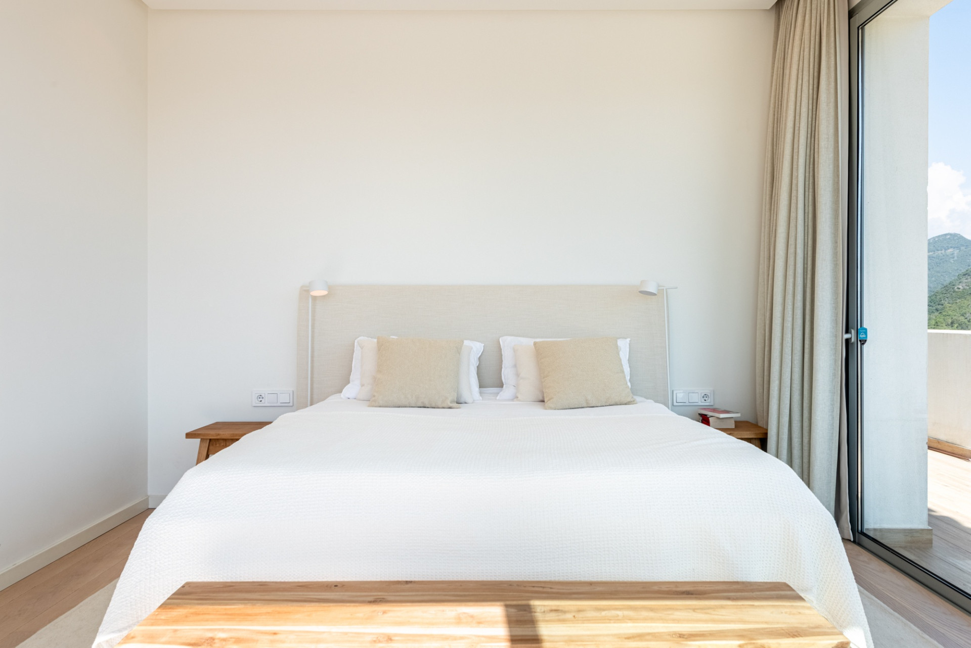 Charming Penthouse Located in Marbella Club Hills, Benahavis · Photo 12