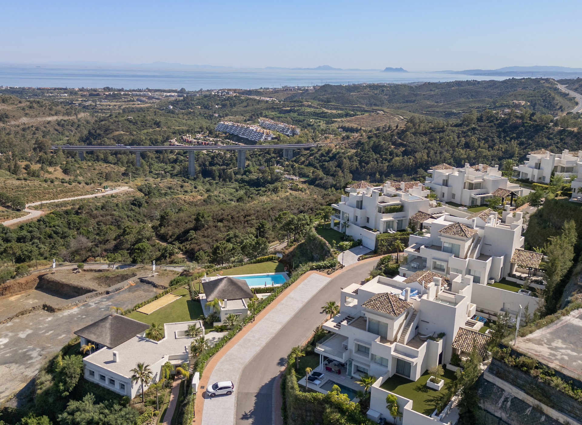 Charming Penthouse Located in Marbella Club Hills, Benahavis · Photo 30