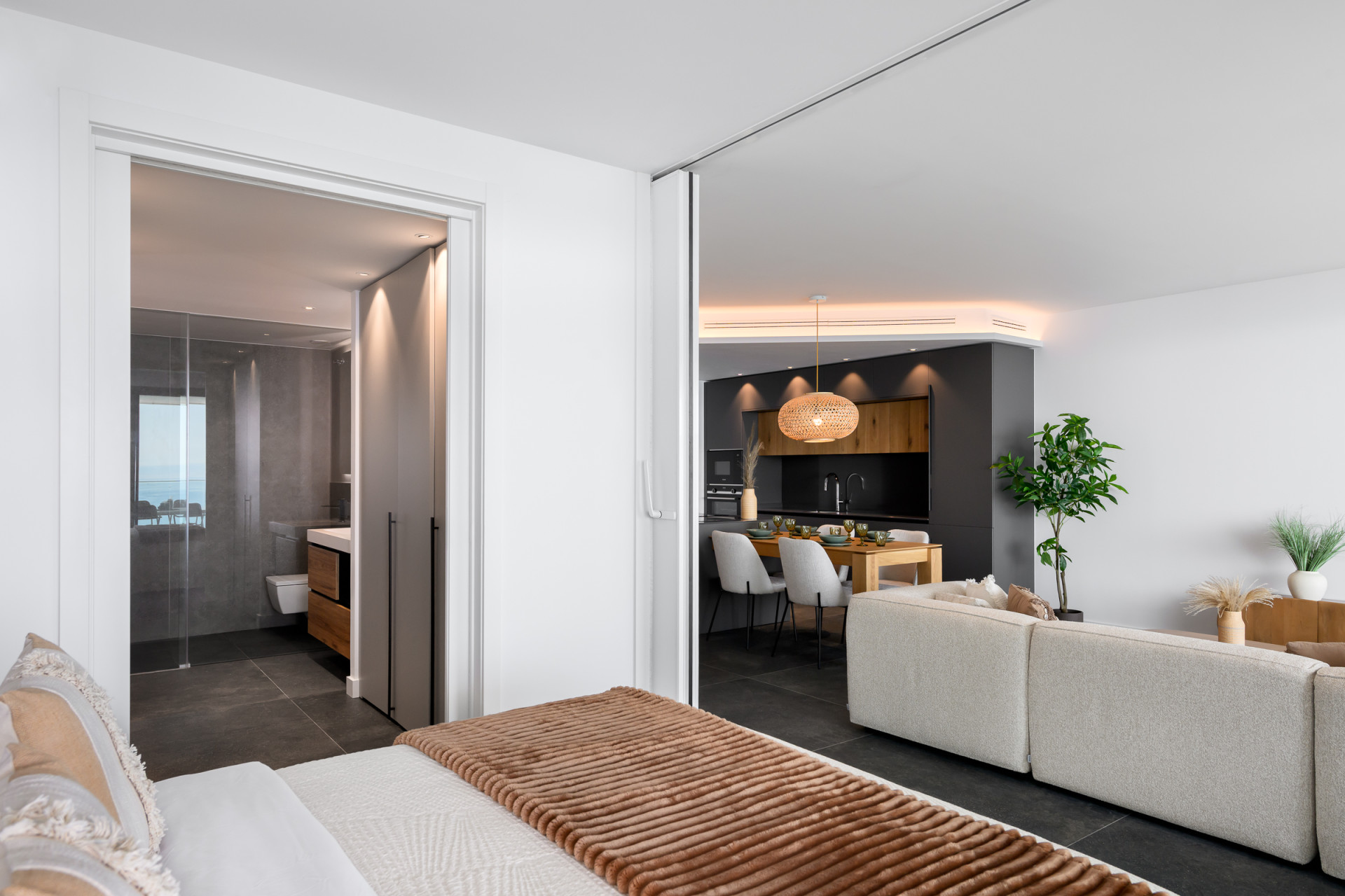 Exceptional 2-Bedroom Sky Apartment with Panoramic Sea Views | Carat, Reserva del Higuerón · Photo 14