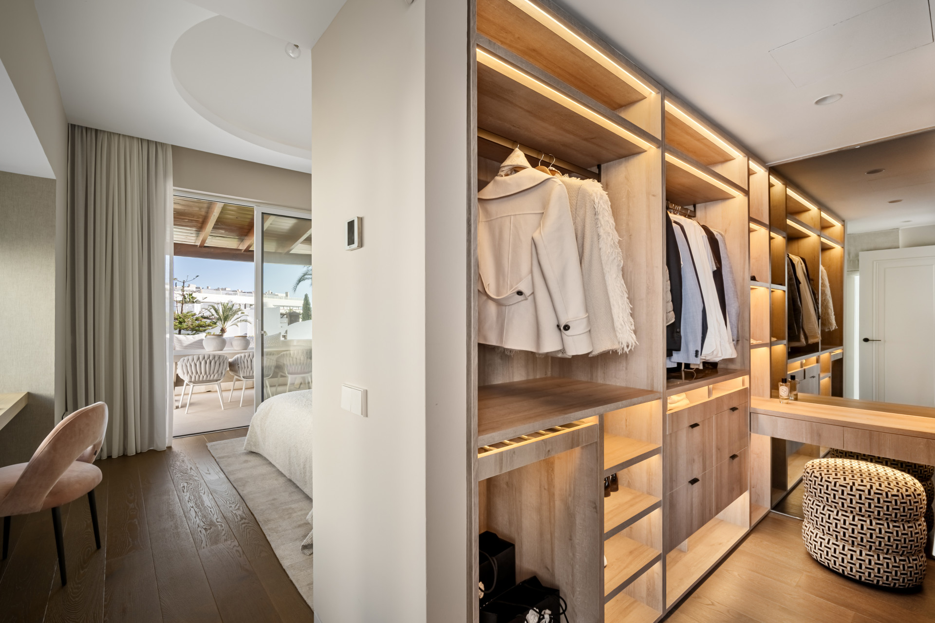 Unique southfacing frontline beach penthouse - Alhambra del Mar · Photo 9