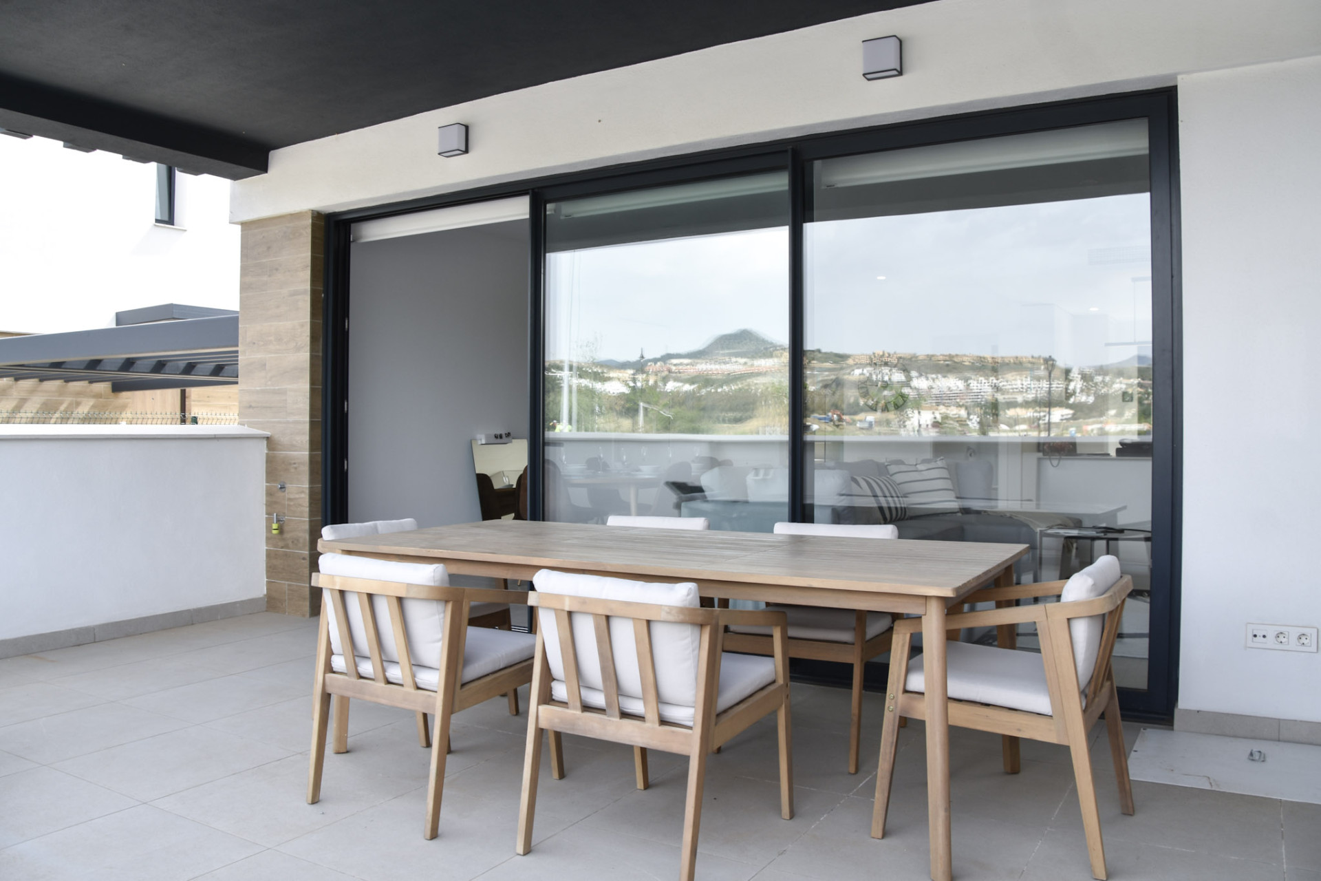 Modern 3-Bedroom semi detached house with Spacious Terrace in Atalaya Hills · Photo 8
