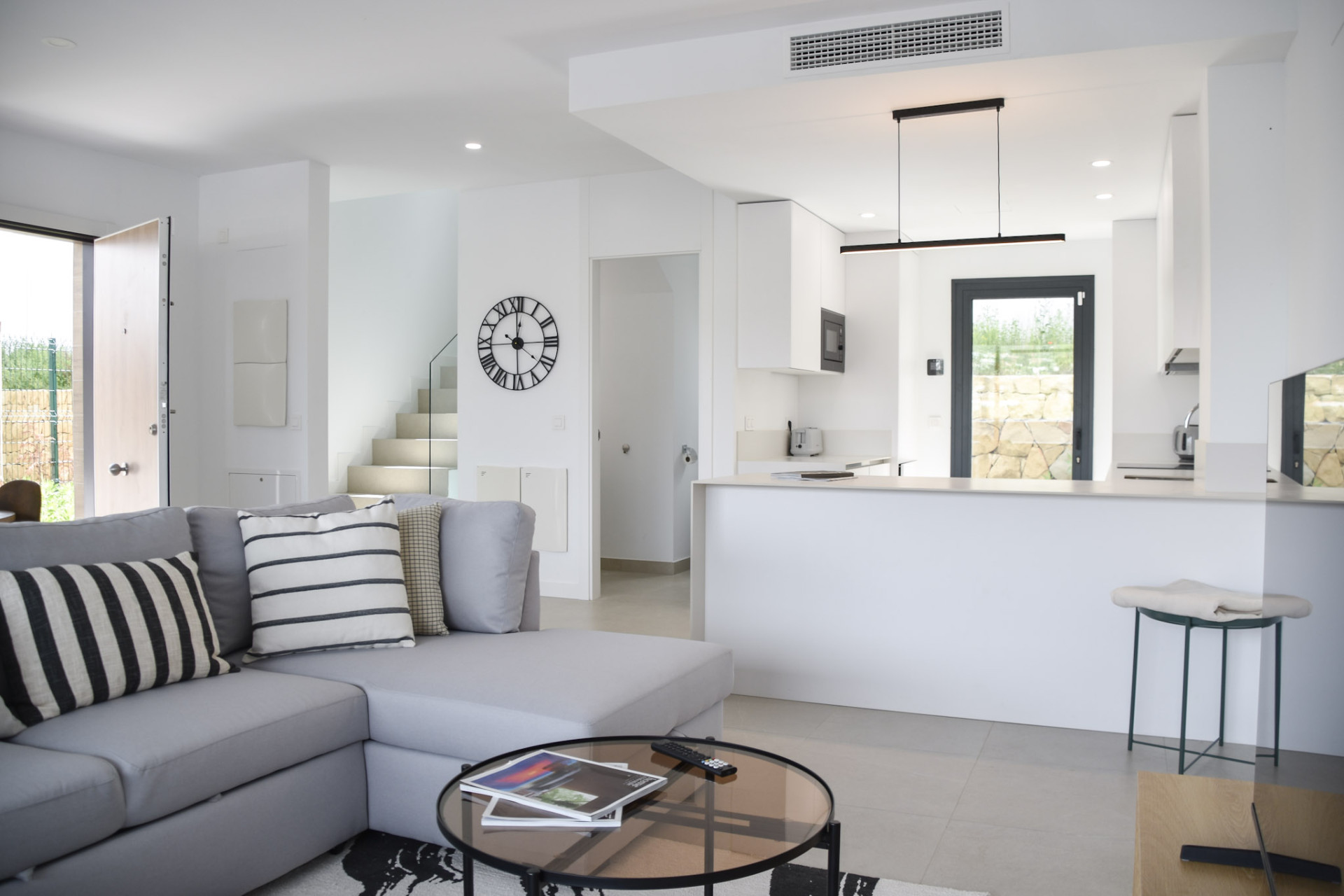 Modern 3-Bedroom semi detached house with Spacious Terrace in Atalaya Hills · Photo 13